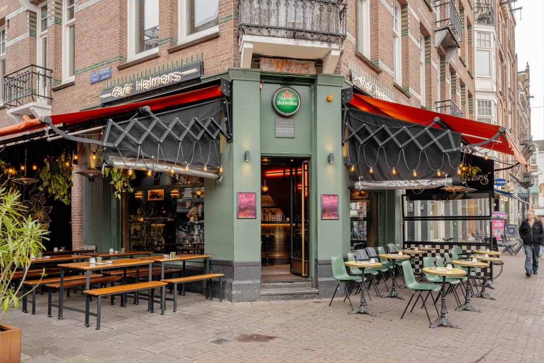 Cafe Helmers in de Helmersbuurt Amsterdam