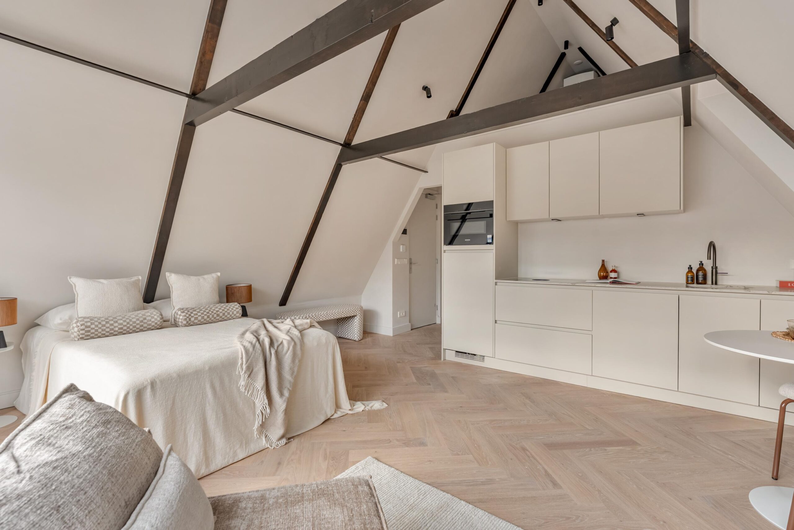 Haarlemmerstraat 125 L in AMSTERDAM-8