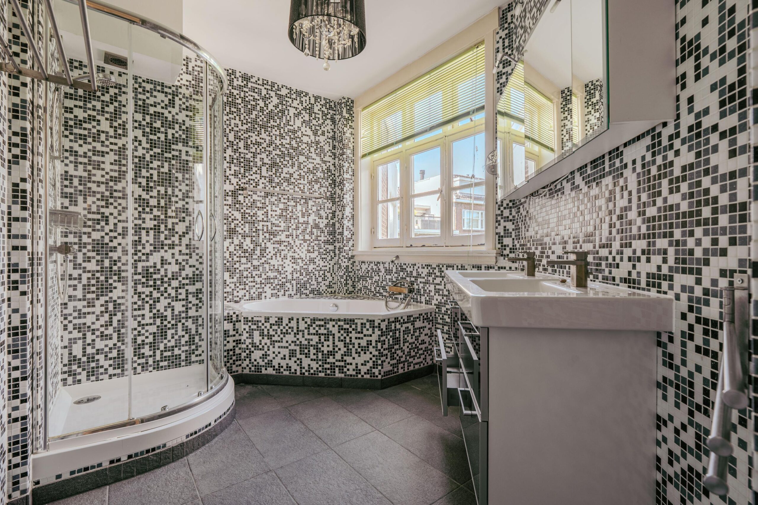 Bernard Zweerskade 19 3 in AMSTERDAM-18