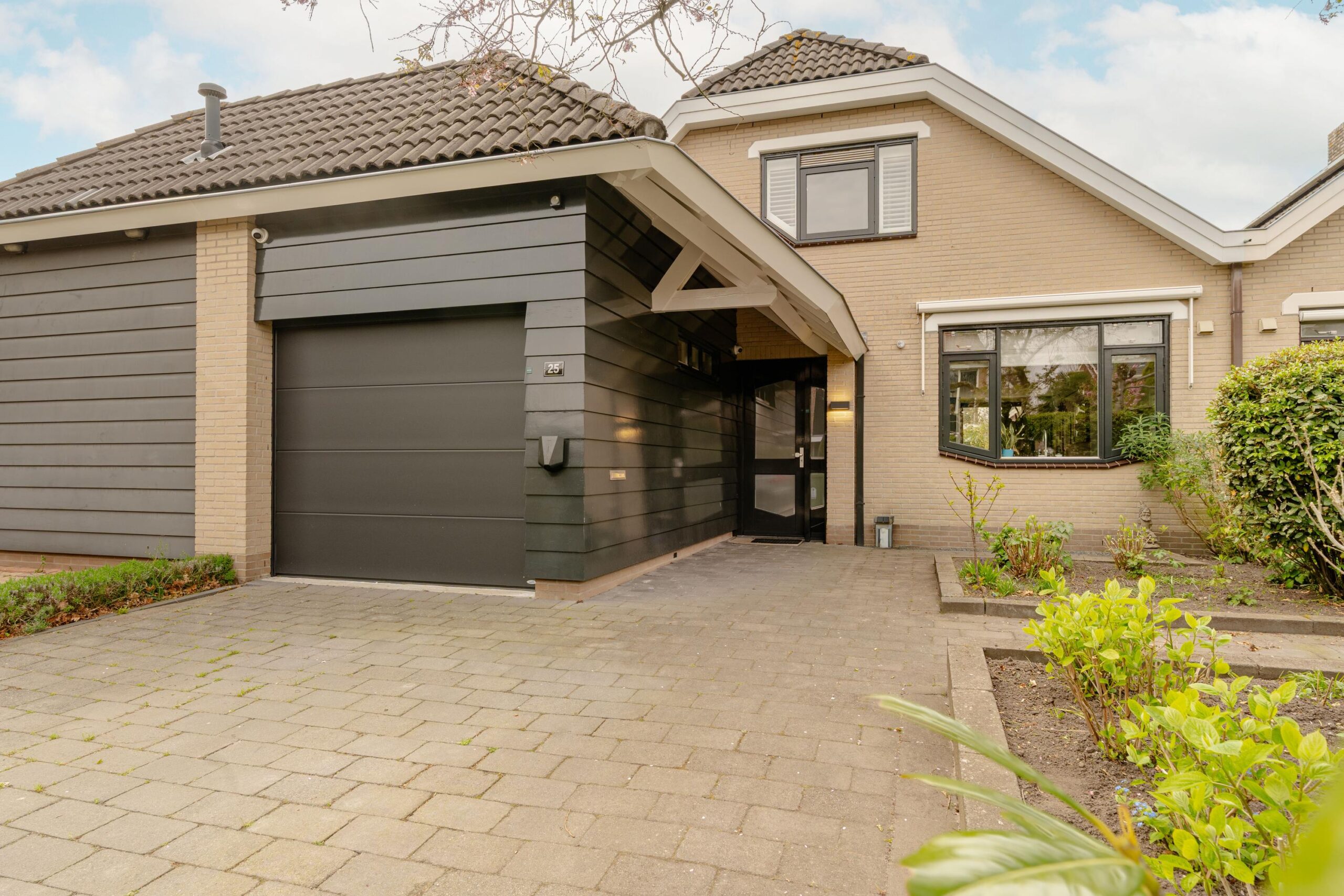 Toevluchtstraat 25 in BADHOEVEDORP-4