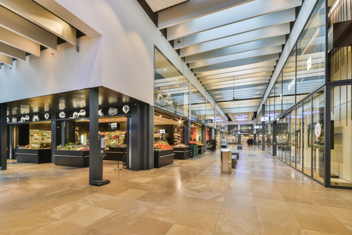 Van Nijenrodeweg 488 in AMSTERDAM-23