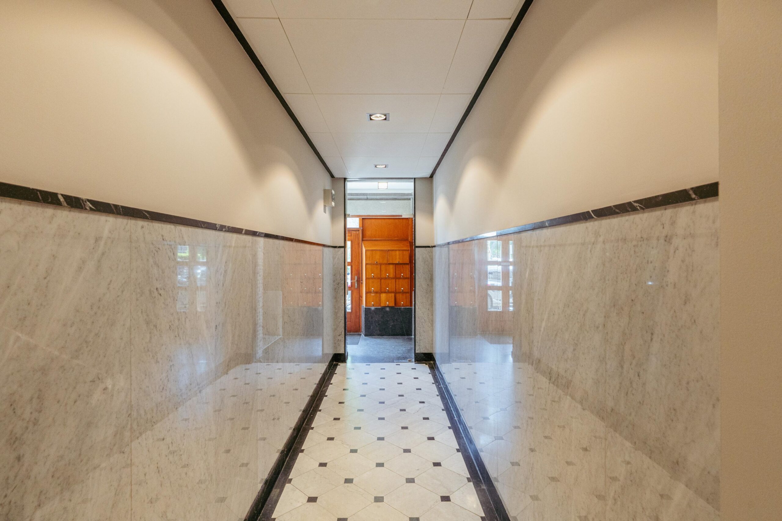 Minervaplein 11 2 in AMSTERDAM-19