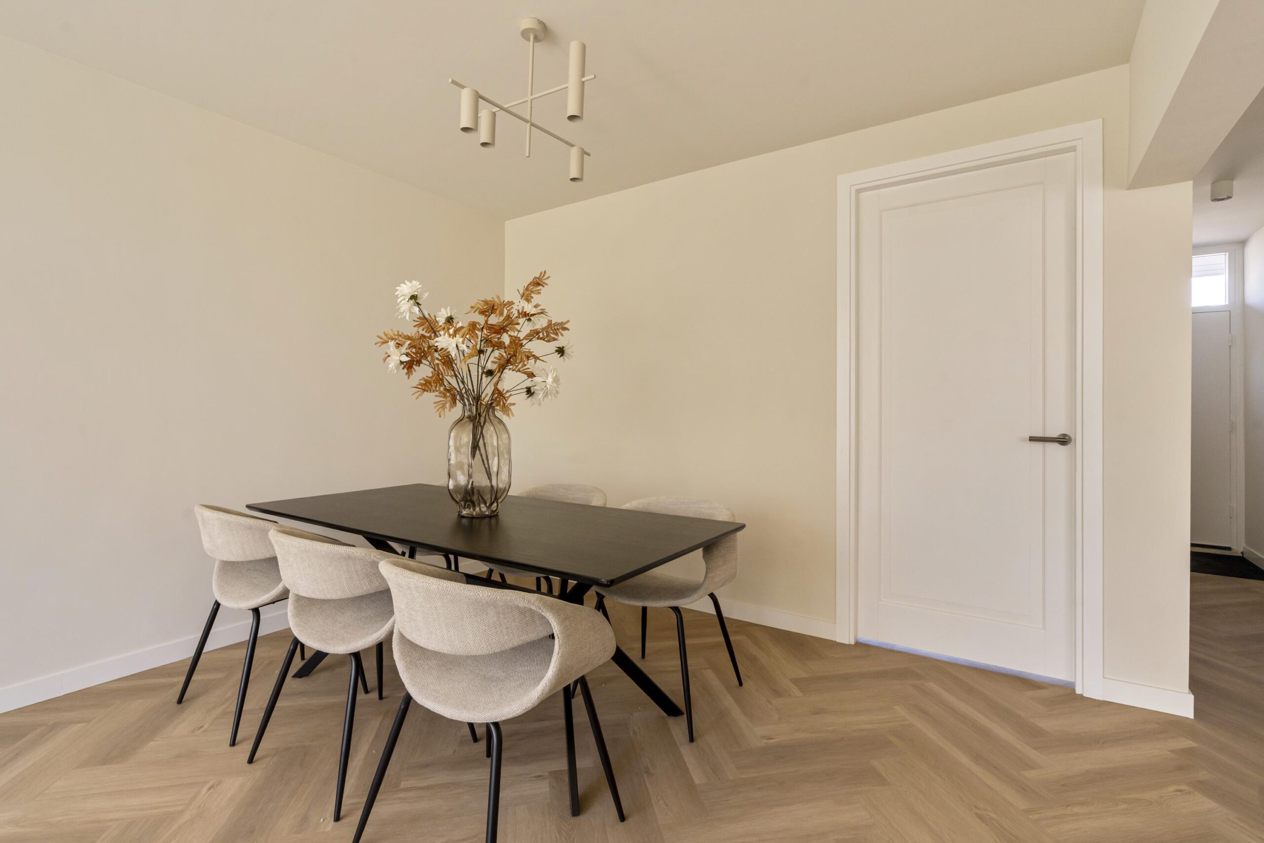 Tiengemeten 97 in AMSTELVEEN-7