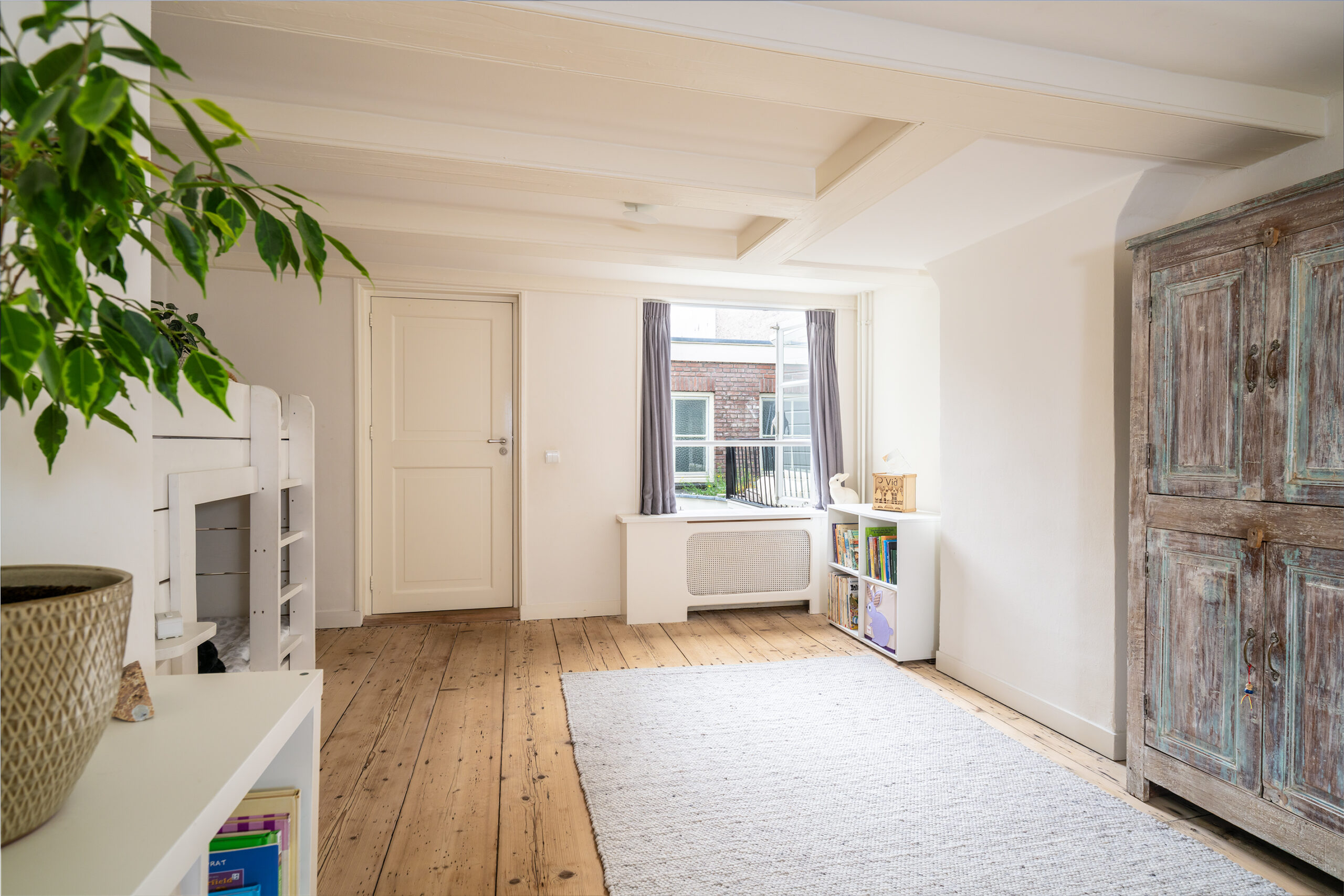Nieuwe Looiersstraat 74 in AMSTERDAM-14