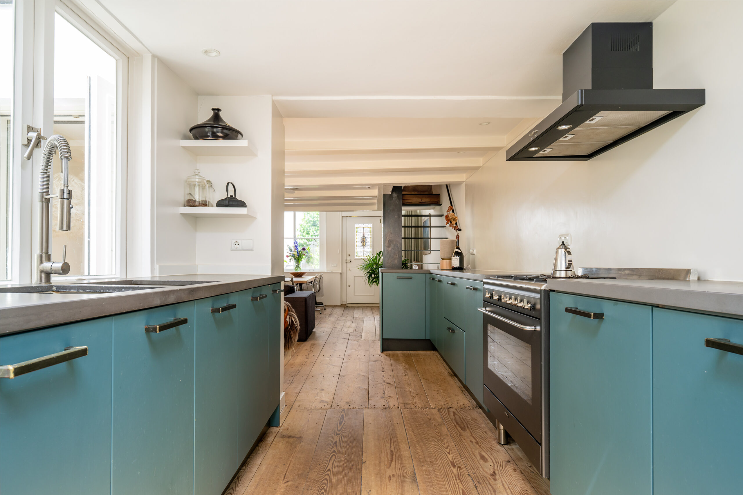Nieuwe Looiersstraat 74 in AMSTERDAM-9