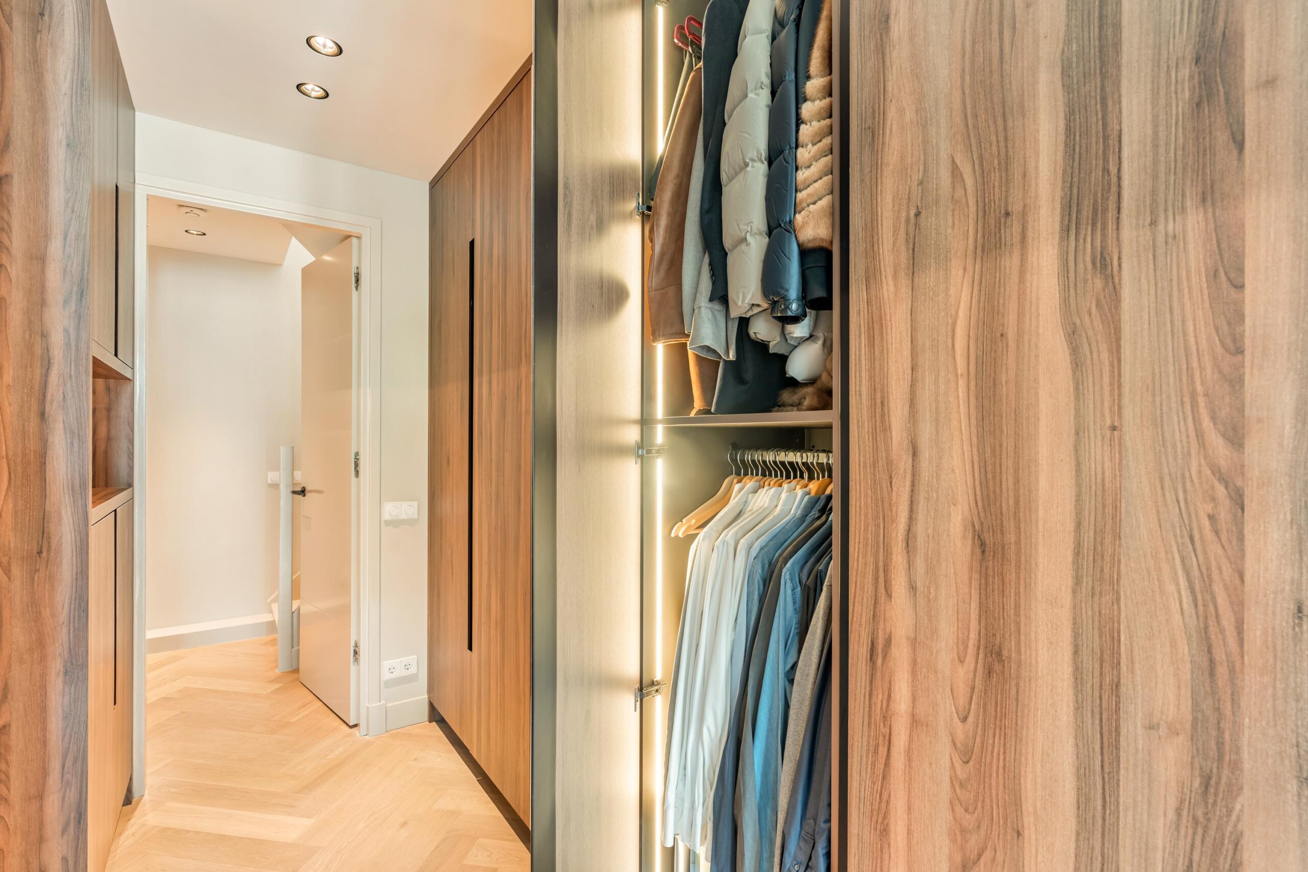 Van Ostadestraat 139 1 in AMSTERDAM-17