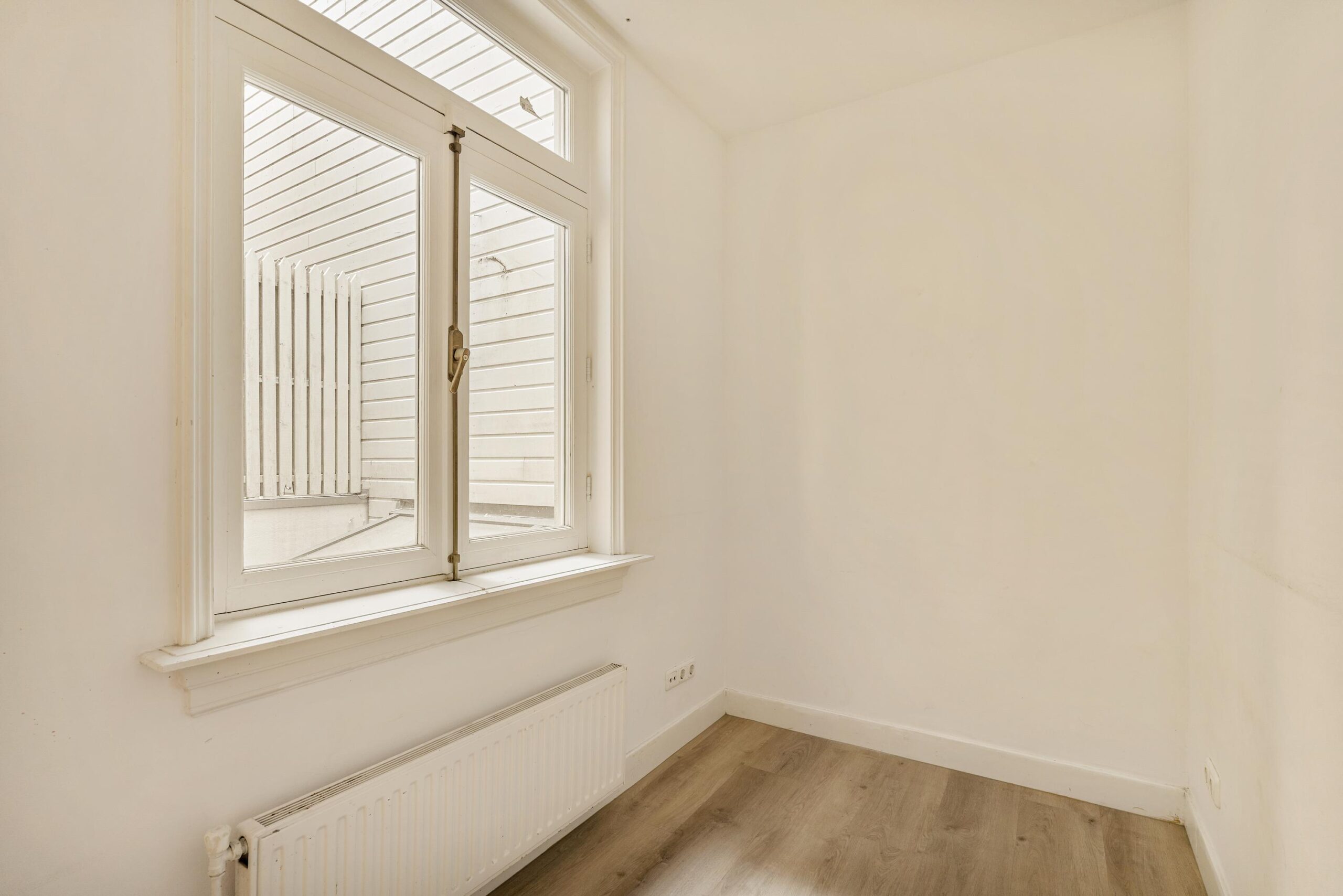 Oudezijds Voorburgwal 194 A in AMSTERDAM-12