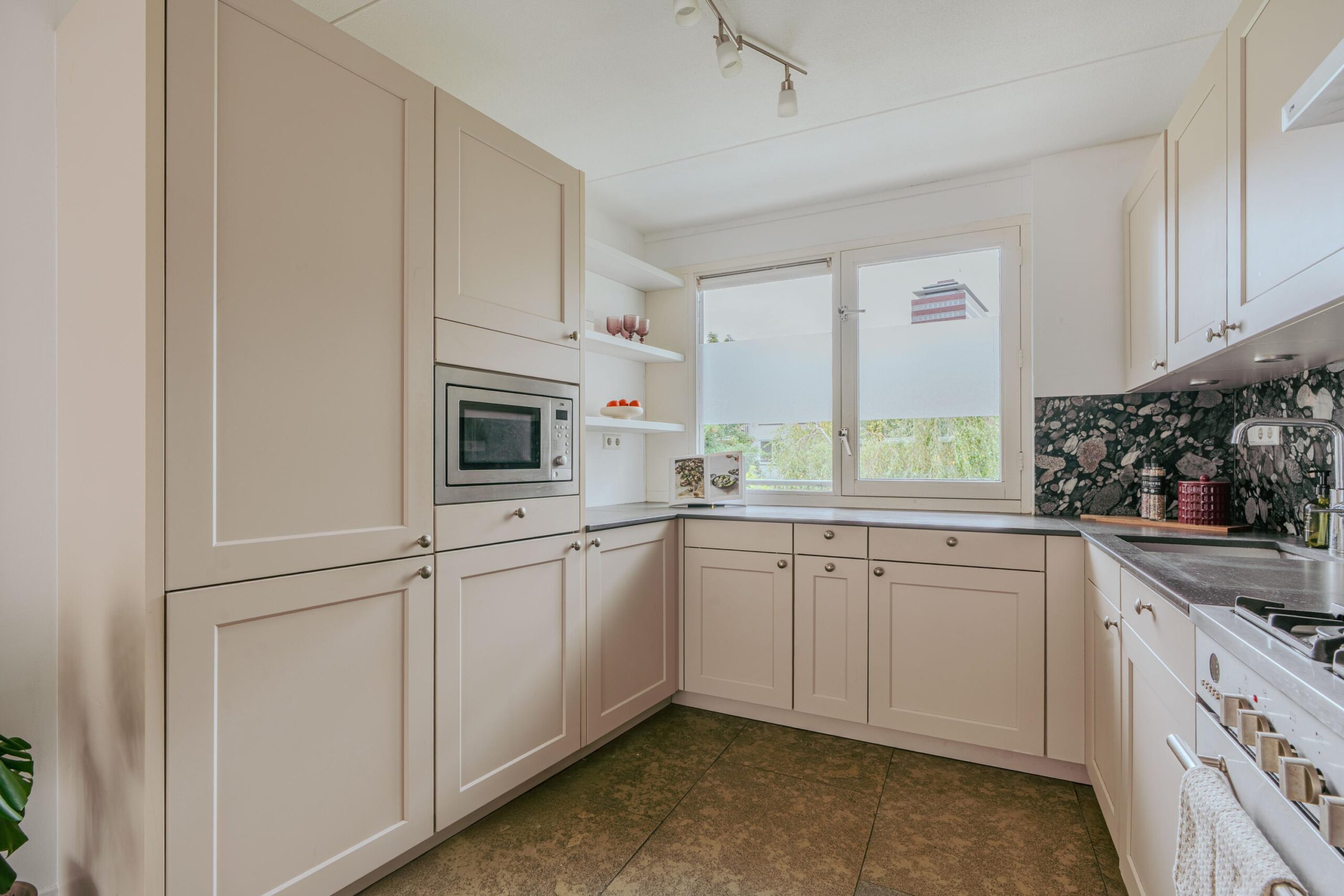 Hemonystraat 32 E in AMSTERDAM-8