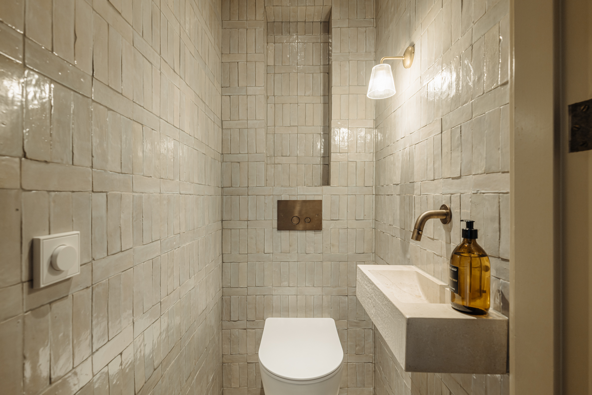 Nieuwe Spiegelstraat 26 A in AMSTERDAM-17