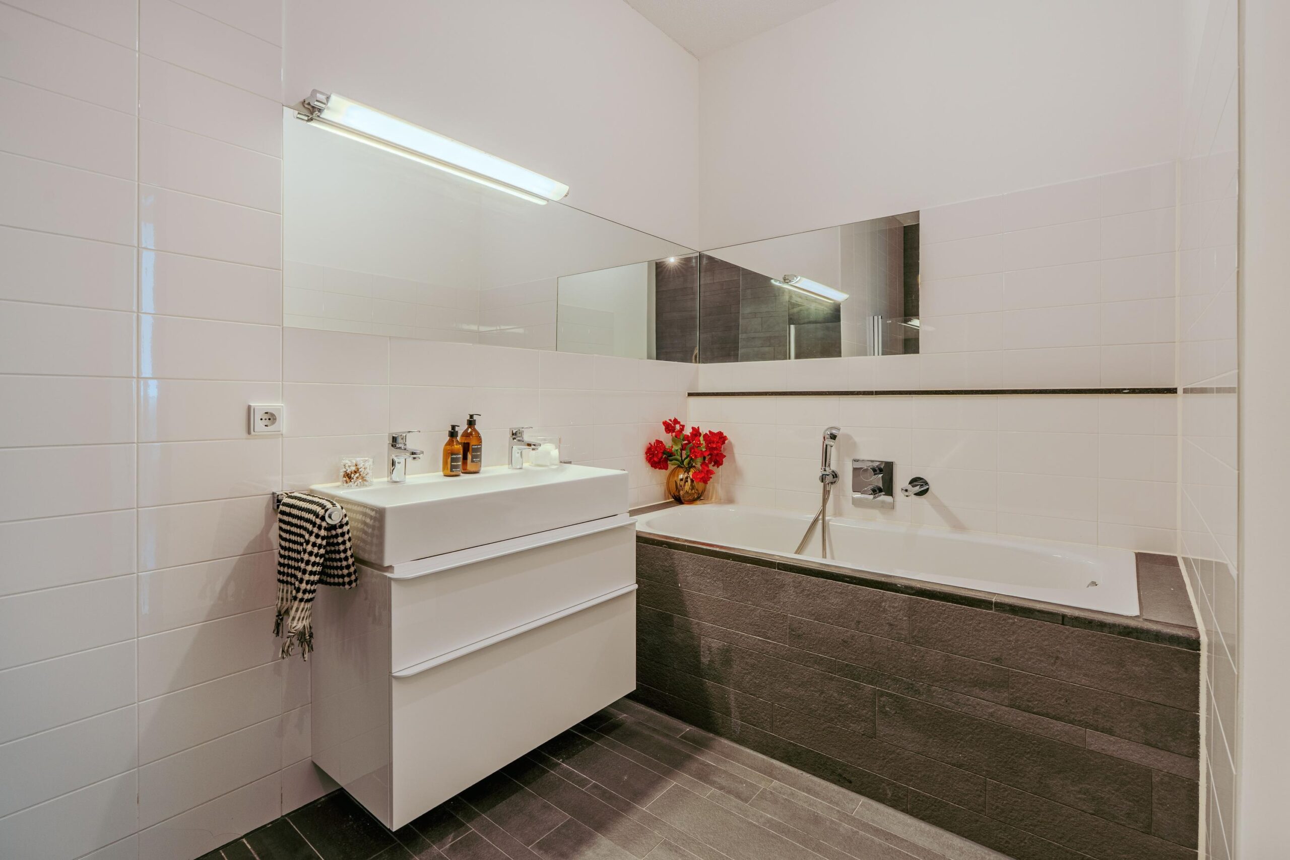 Gustav Mahlerlaan 132 in AMSTERDAM-22