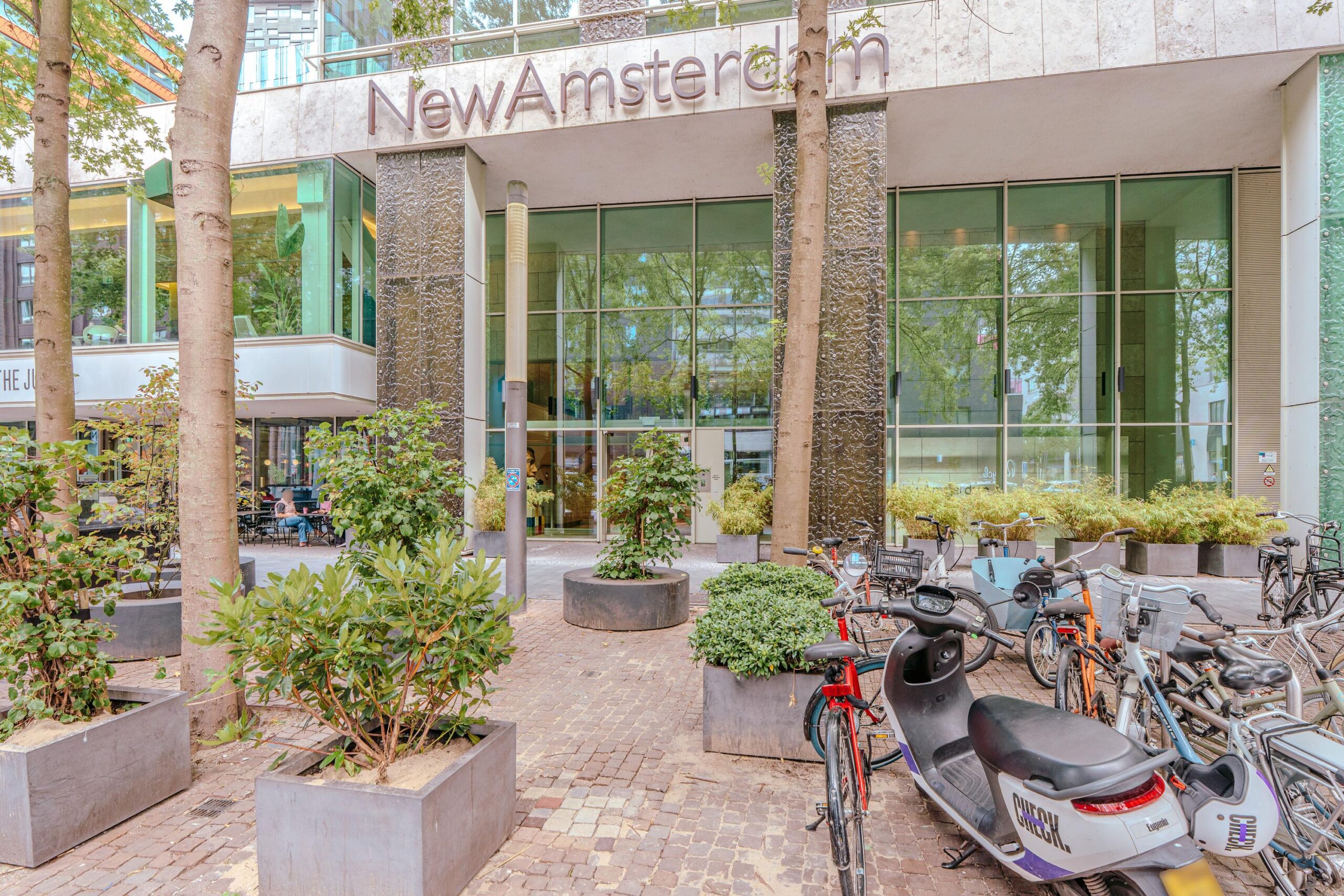 Gustav Mahlerlaan 212 in AMSTERDAM-5