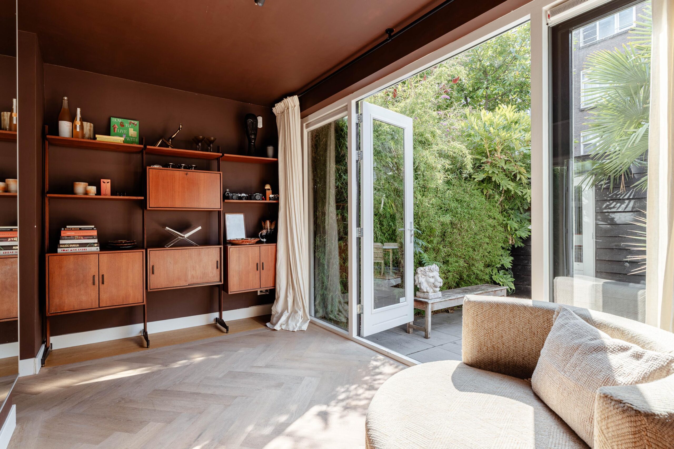 Roerstraat 87 in AMSTERDAM-11