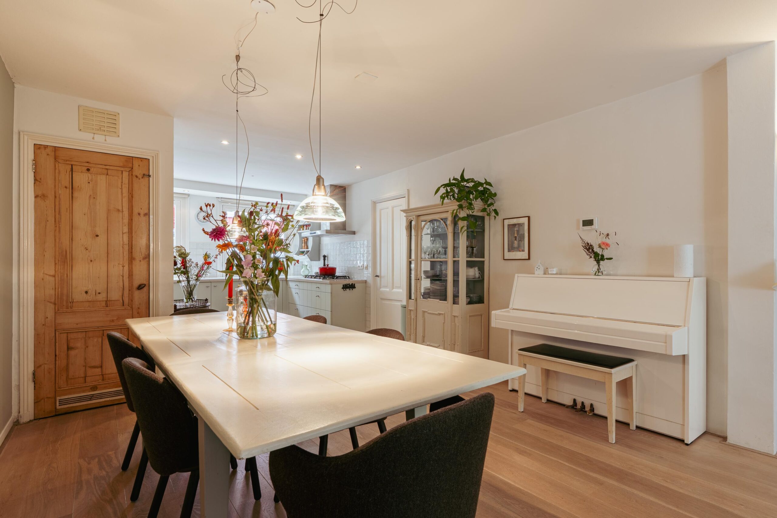 Vondelkerkstraat 26 O in AMSTERDAM-4