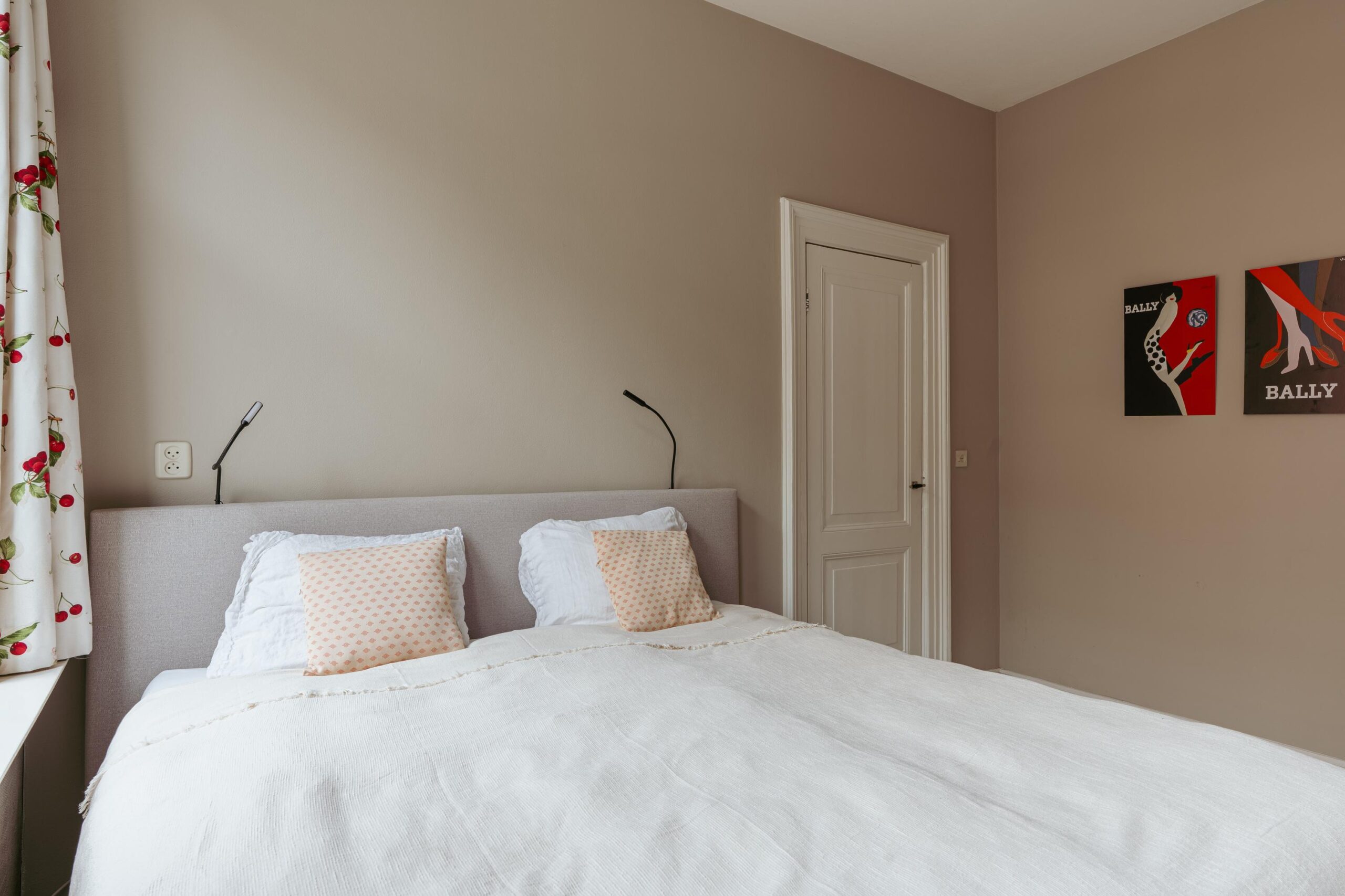 Vondelkerkstraat 26 O in AMSTERDAM-16