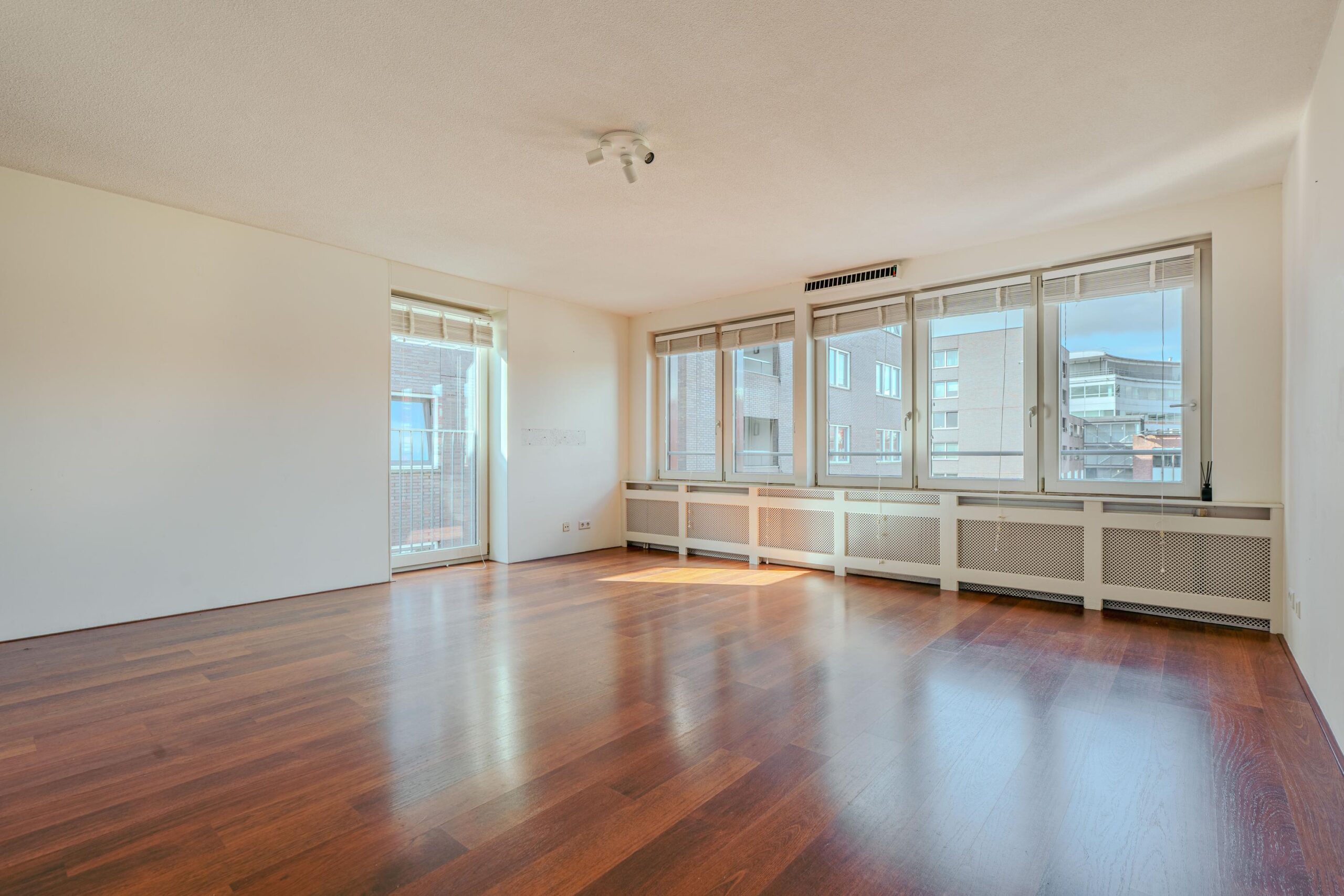 Bos en Lommerplein 74