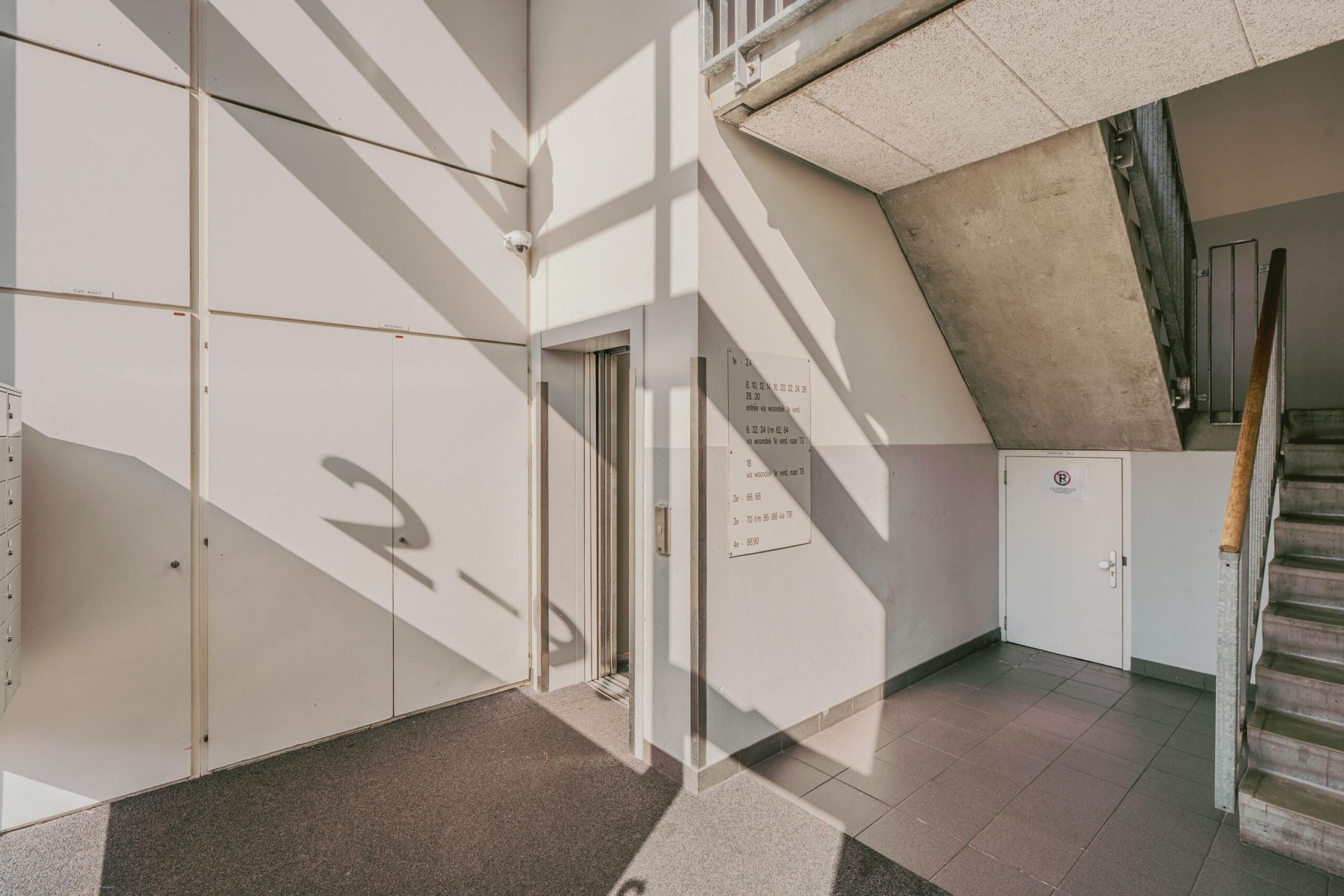 Bos en Lommerplein 74 in AMSTERDAM-29