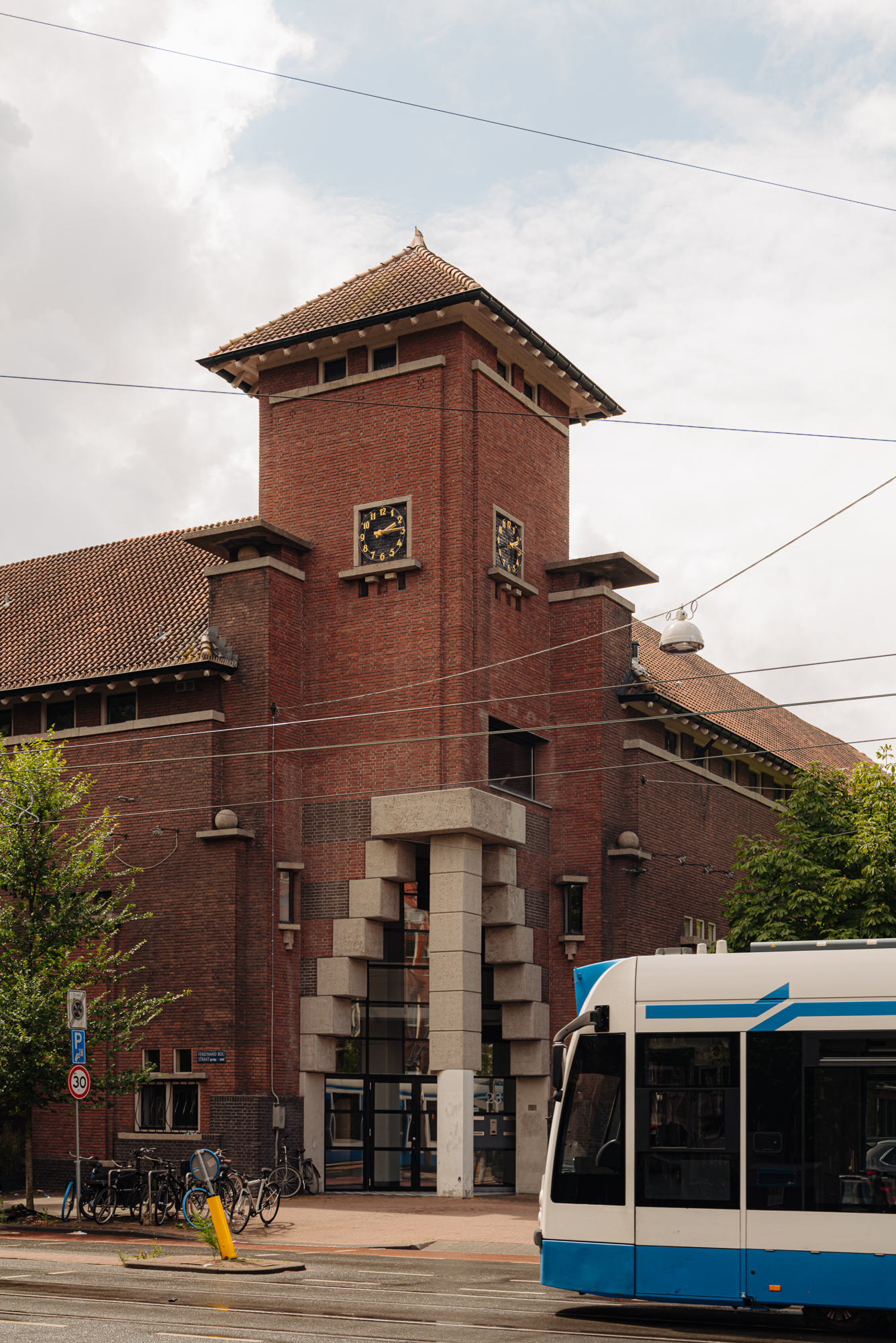 Lutmastraat 75 A in AMSTERDAM-24