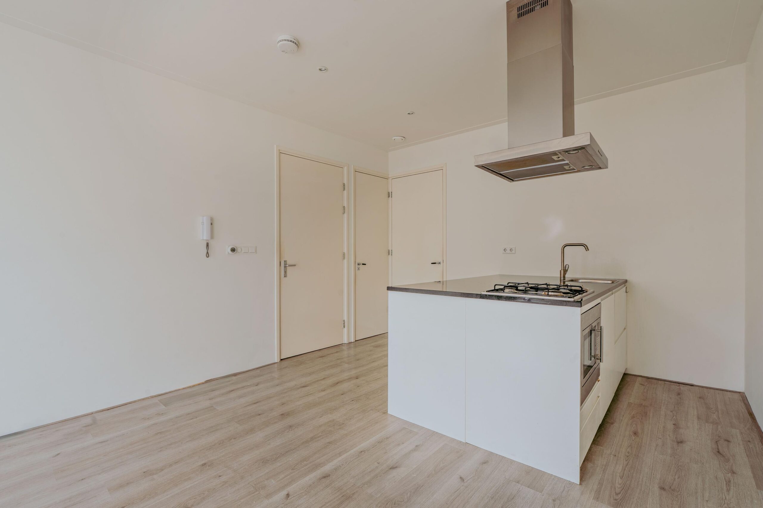 Van Woustraat 58 2 in AMSTERDAM-8