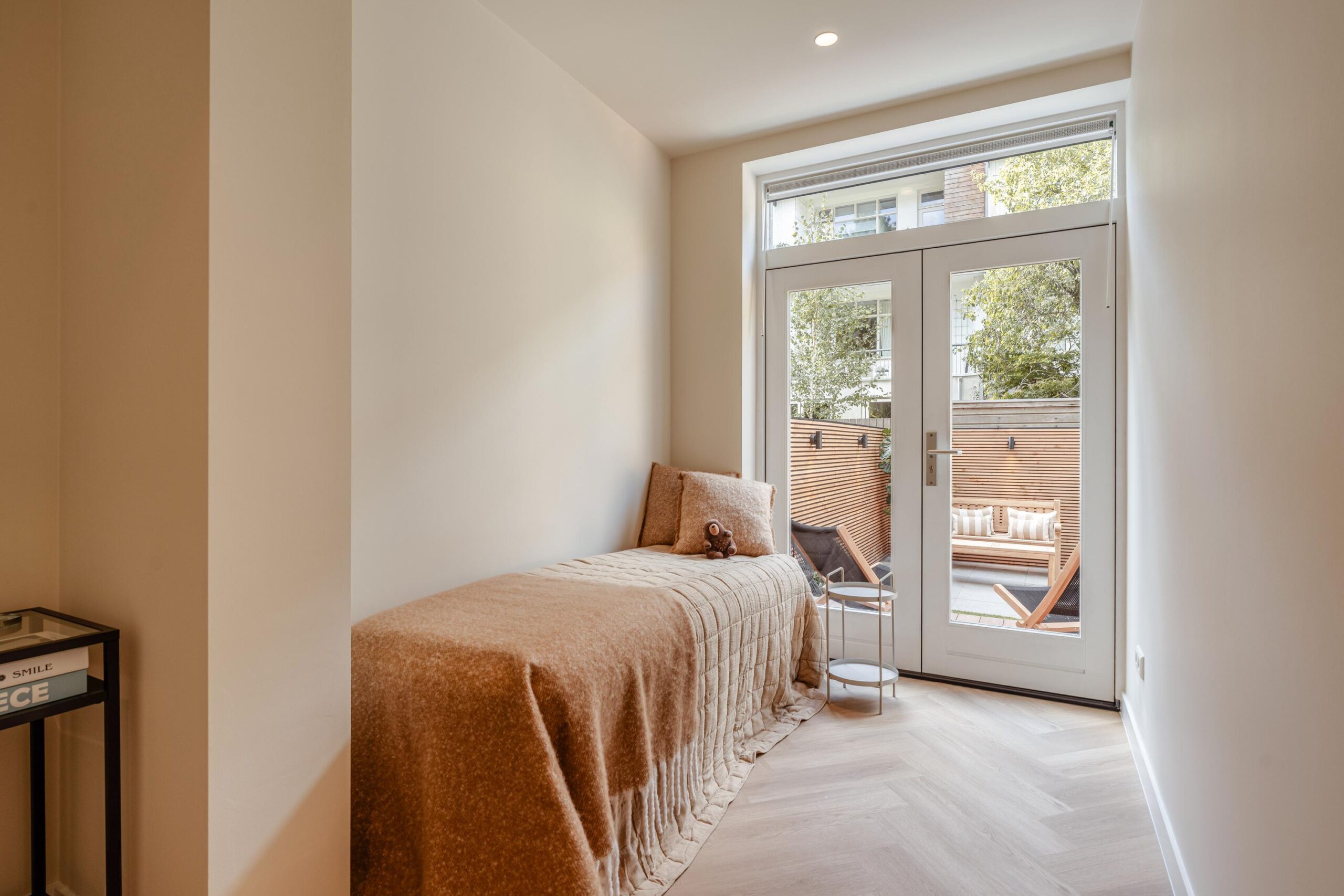 Hoofdweg 373 H in AMSTERDAM-19