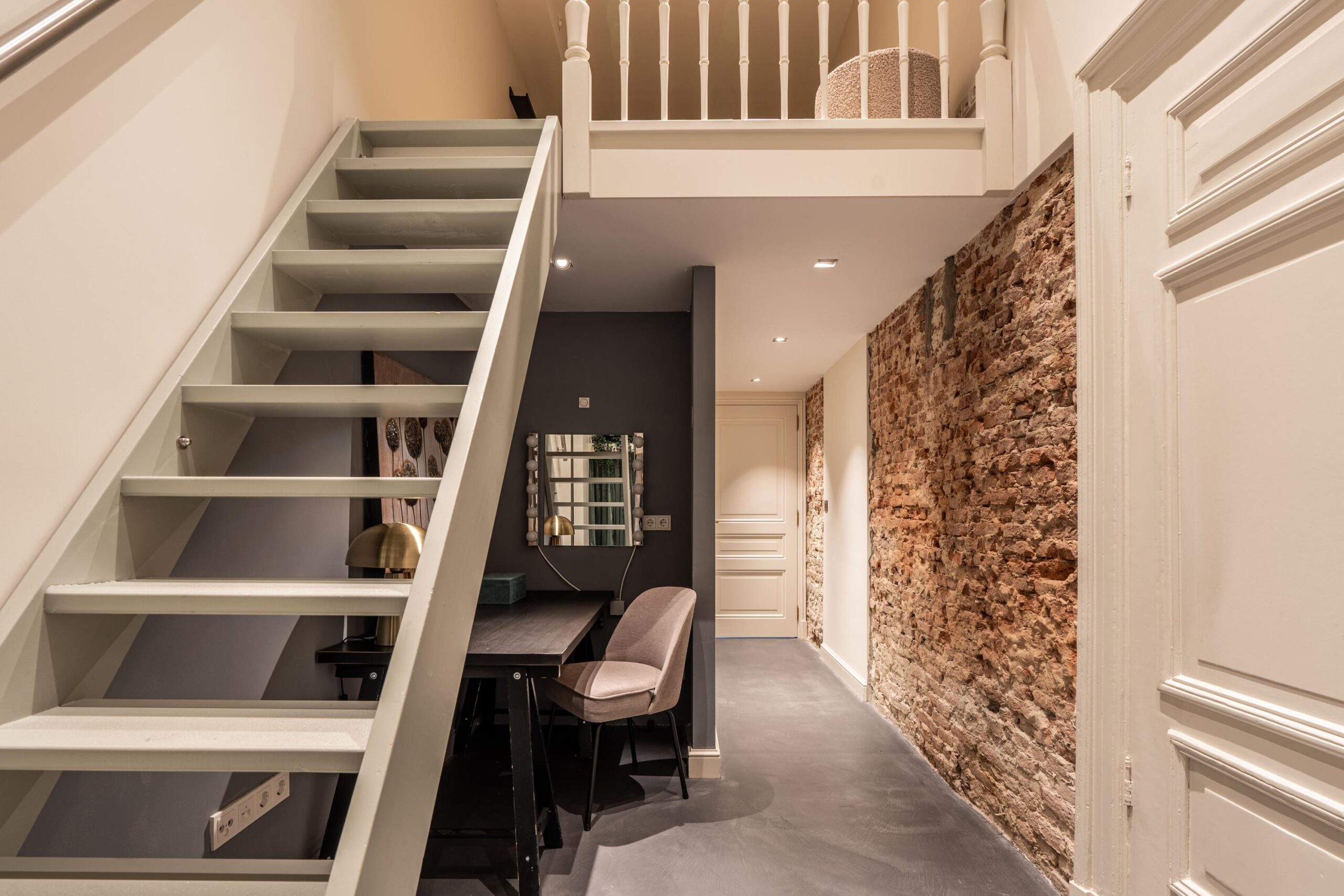 Eerste Van der Helststraat 1 D in AMSTERDAM-48