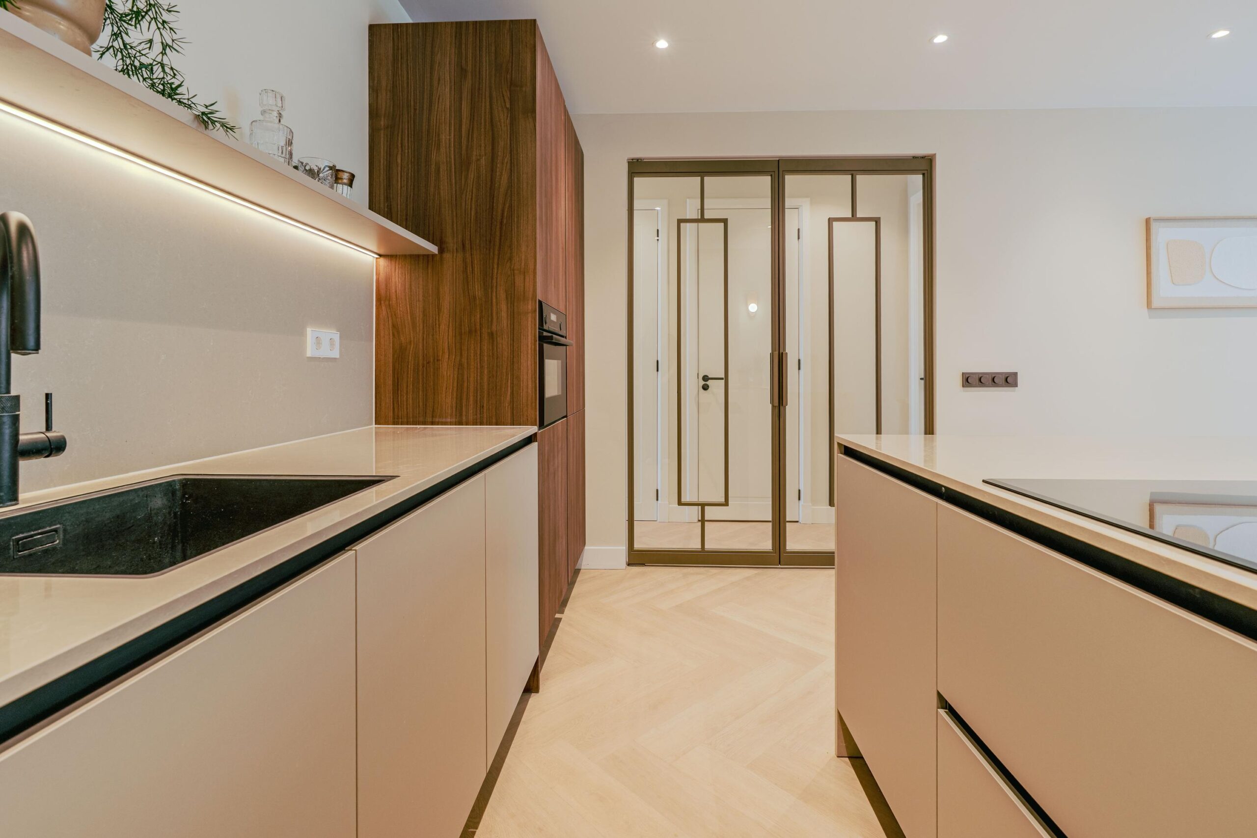 Newtonstraat 93 A in AMSTERDAM-16