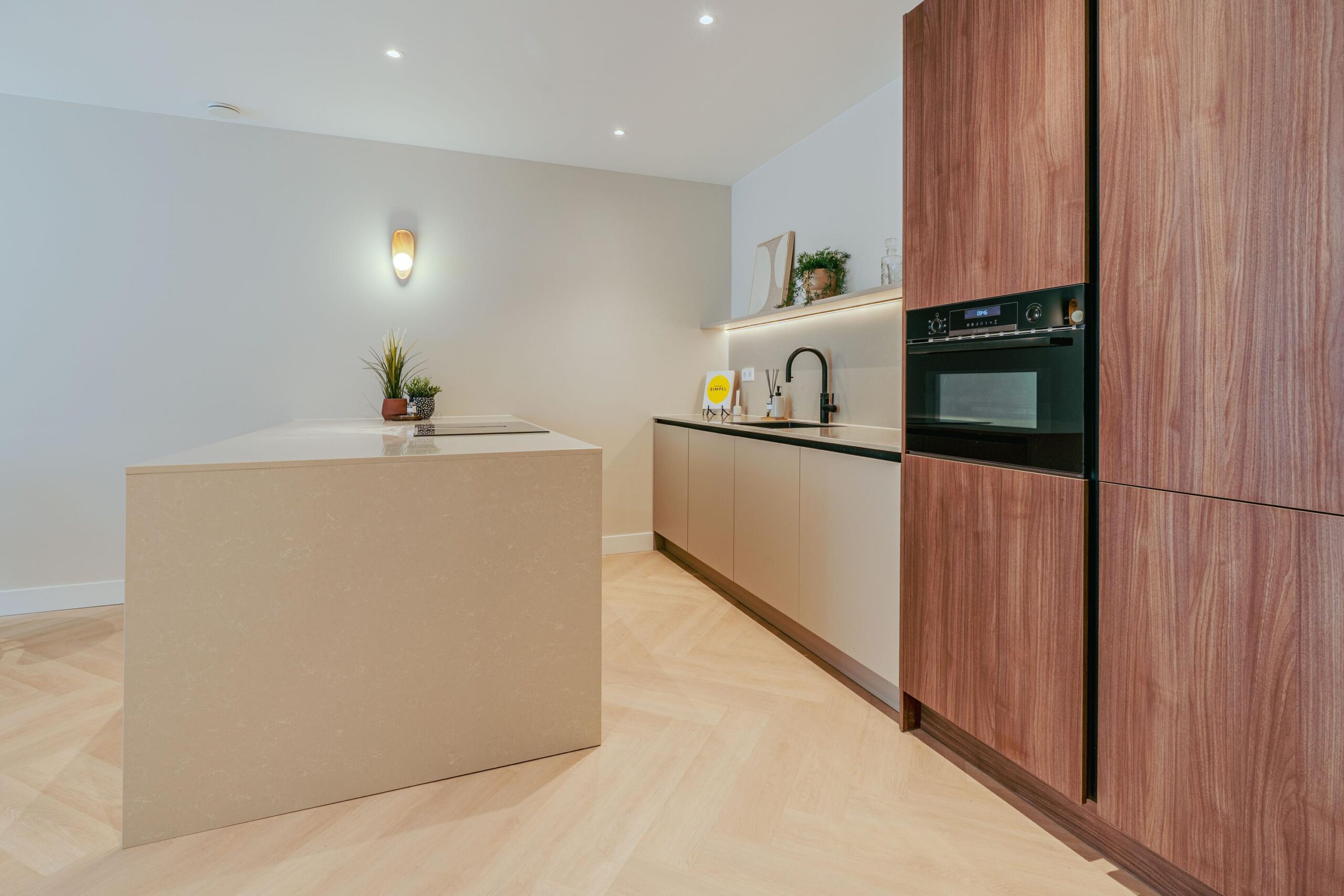 Newtonstraat 93 A in AMSTERDAM-18