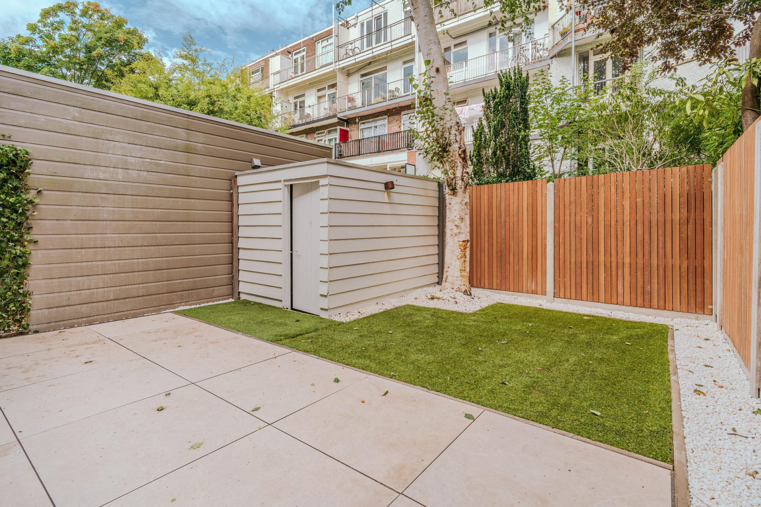 Newtonstraat 93 A in AMSTERDAM-19