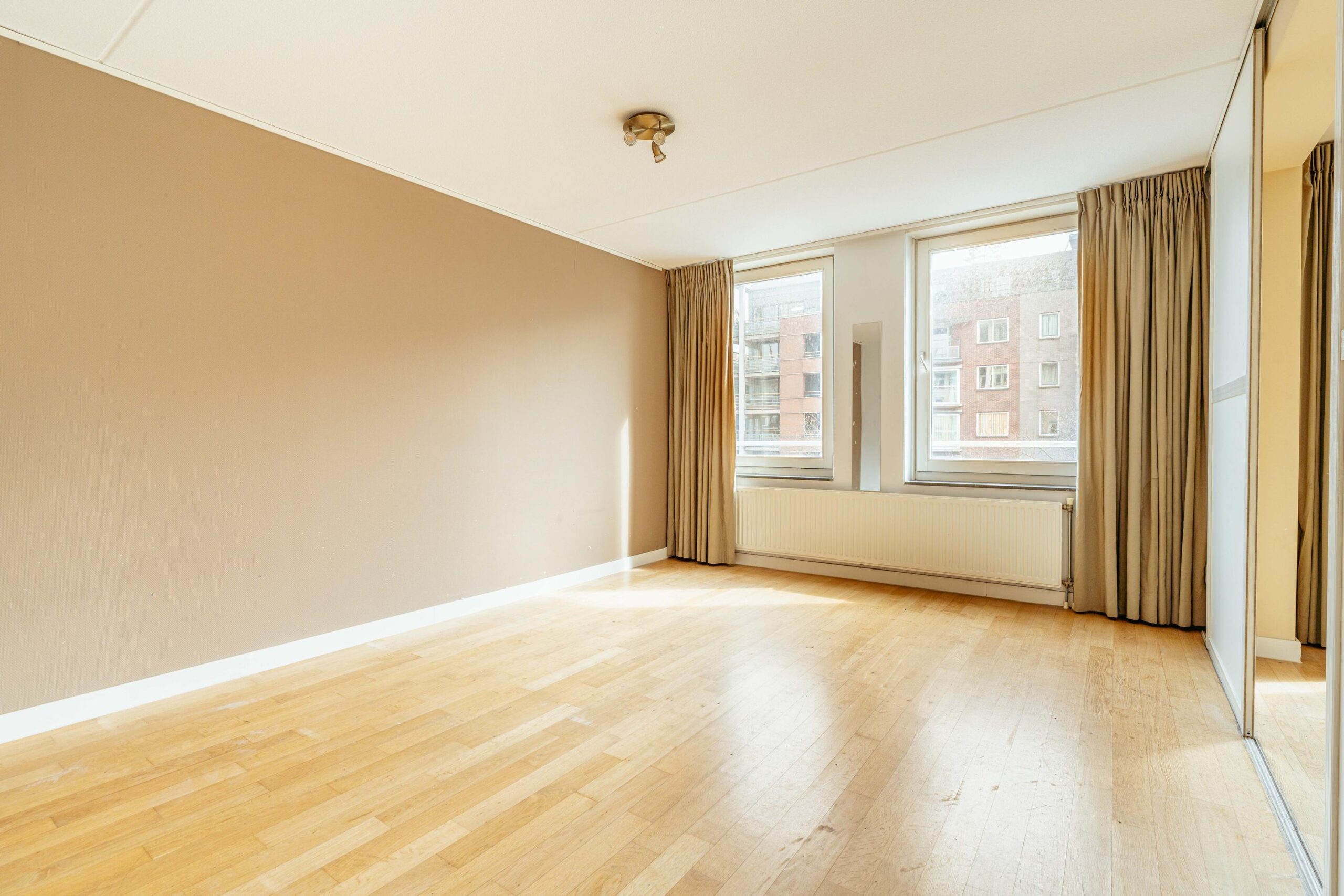 Valkenburgerstraat 186 K in AMSTERDAM-9