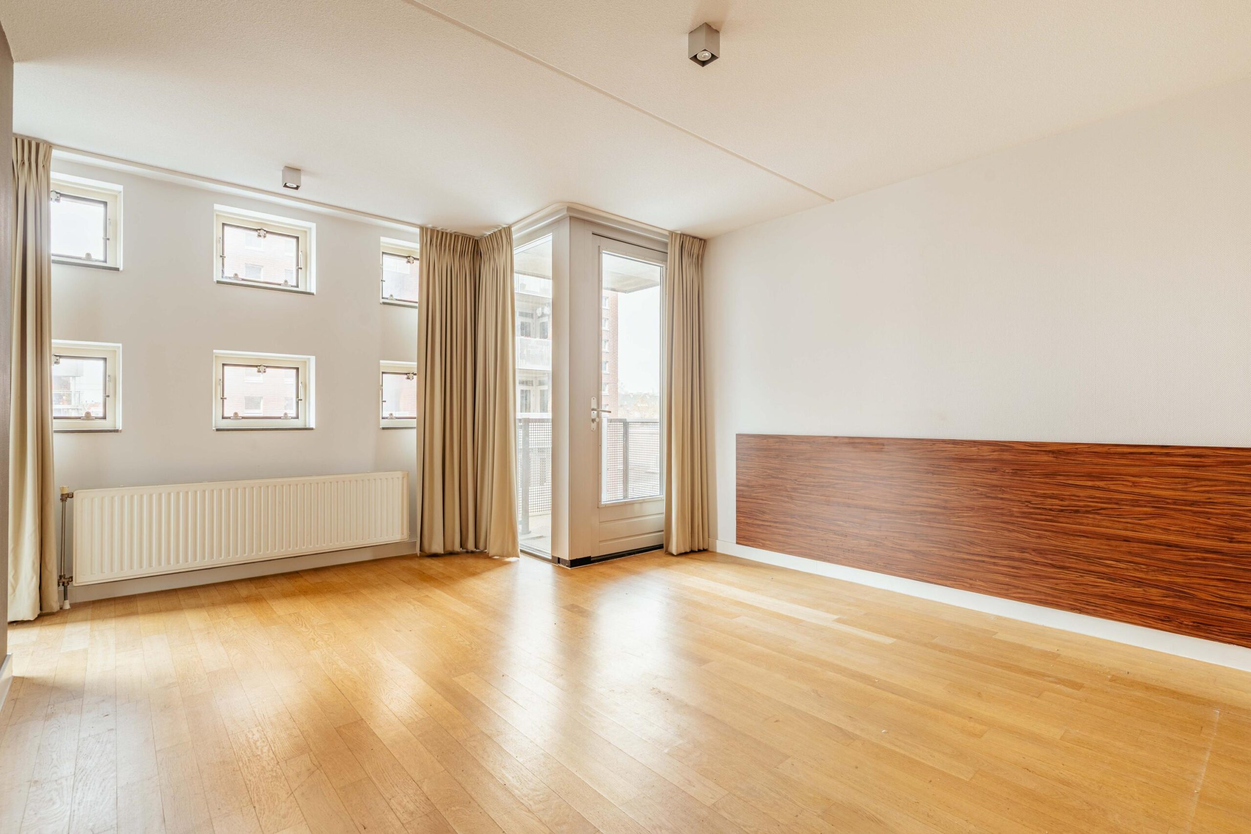 Valkenburgerstraat 186 K in AMSTERDAM-10