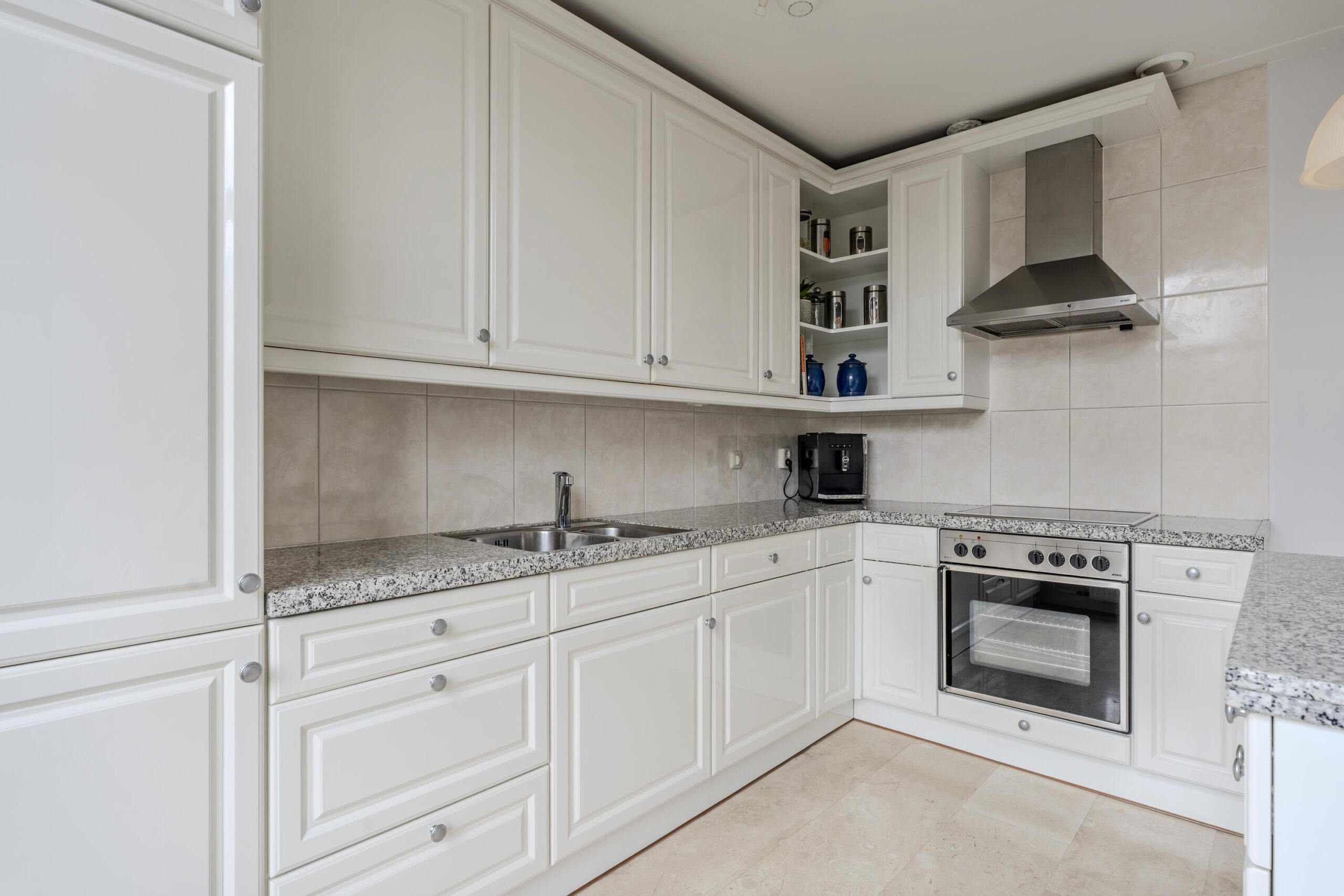 Vossiusstraat 6 E in AMSTERDAM-14