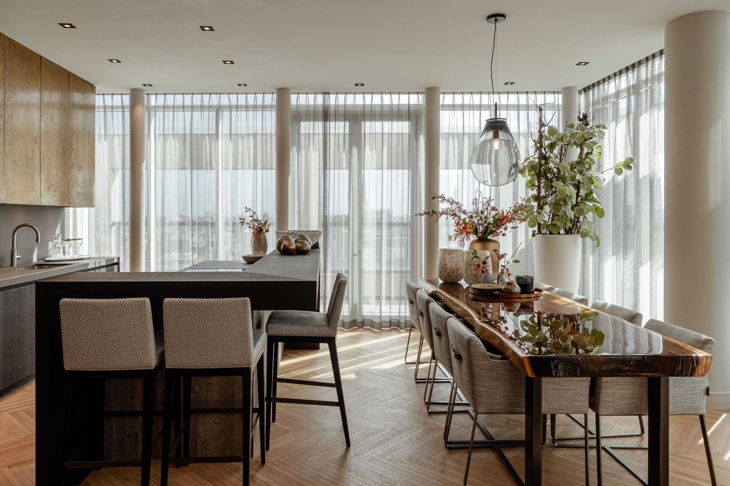 Dam 5 U in AMSTERDAM-8