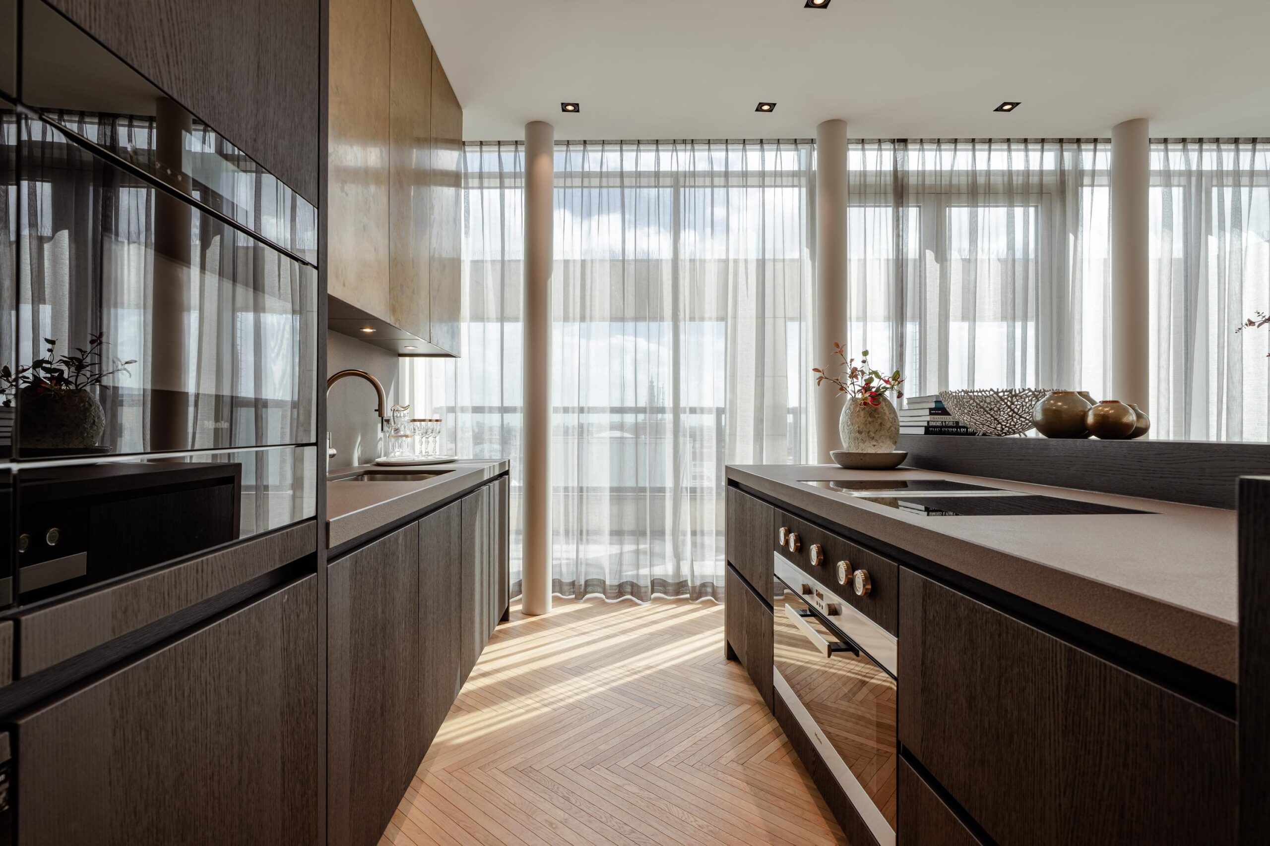 Dam 5 U in AMSTERDAM-14