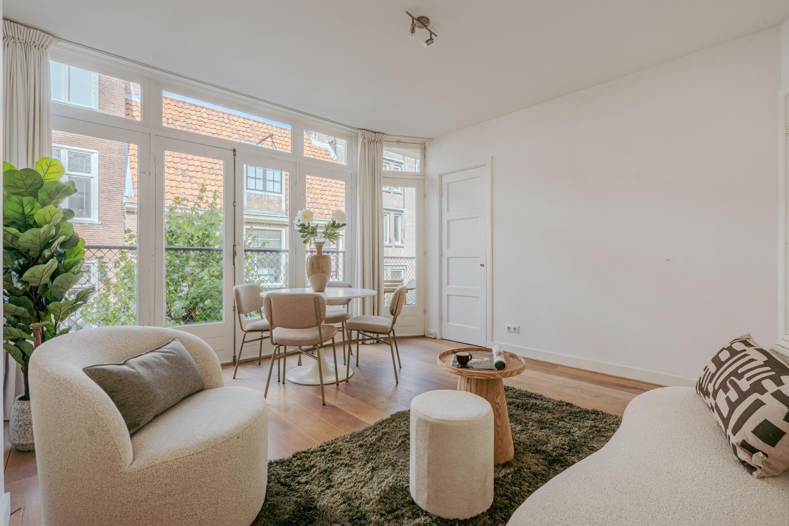 Nieuwe Looiersstraat 68 2 in AMSTERDAM-5