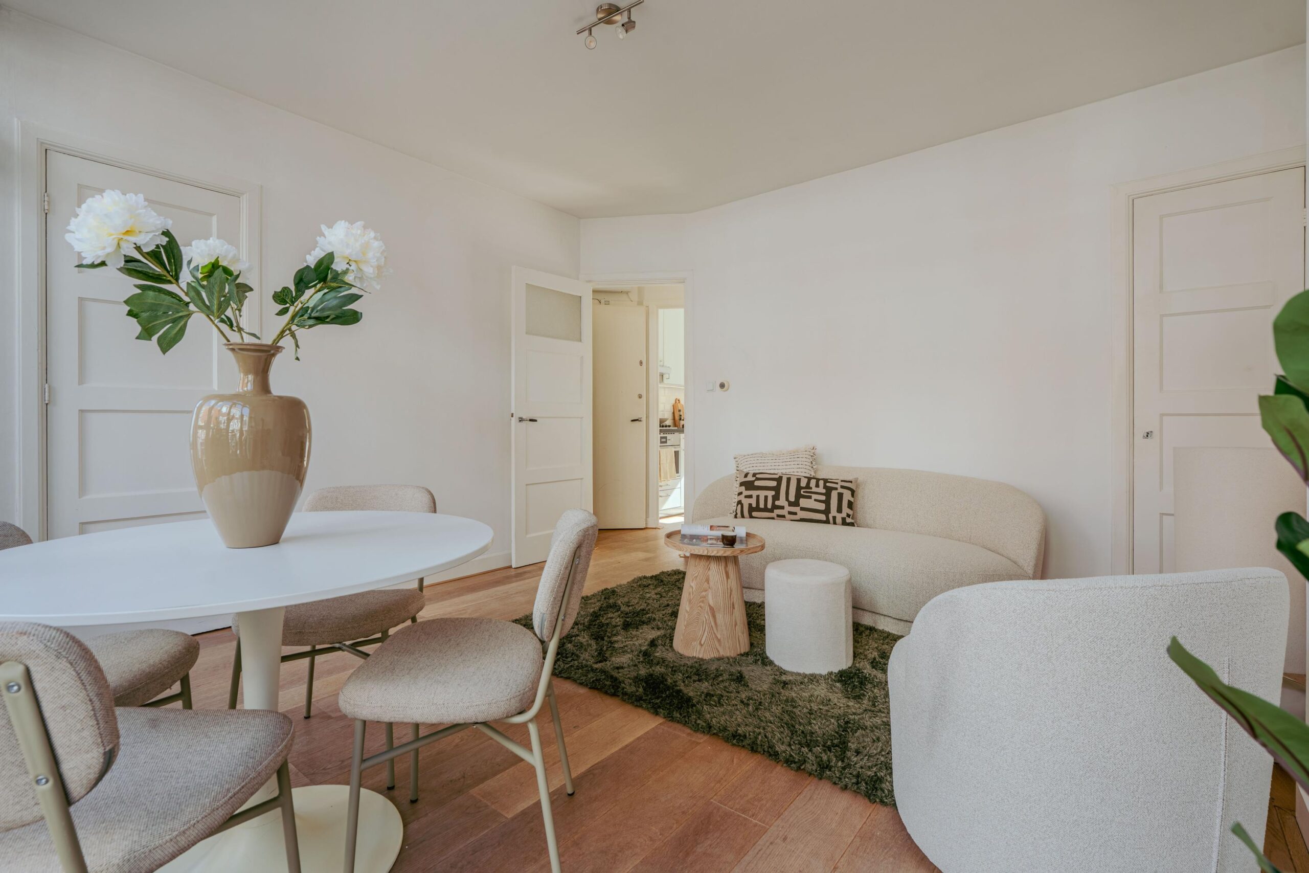 Nieuwe Looiersstraat 68 2 in AMSTERDAM-7