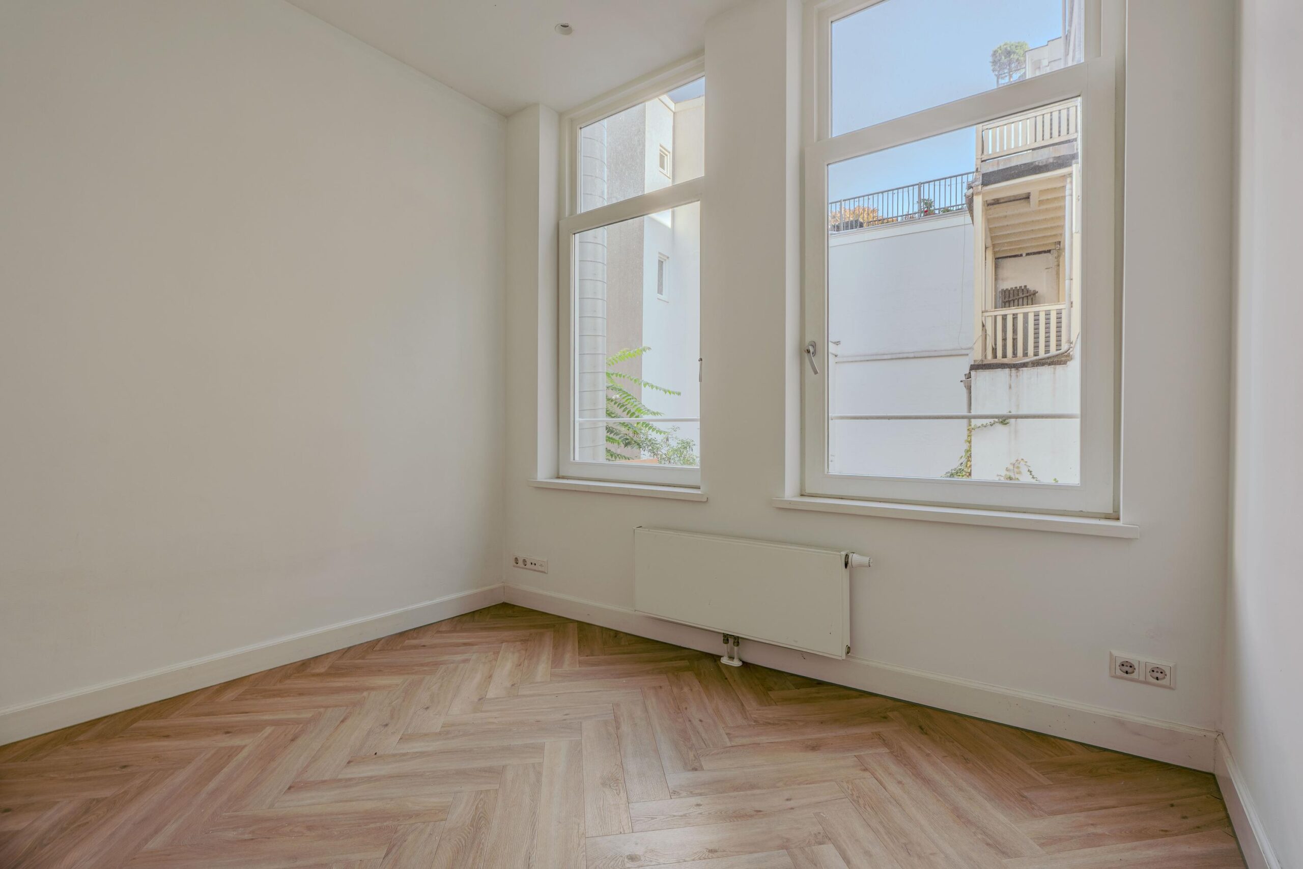 Utrechtsestraat 55 B in AMSTERDAM-11