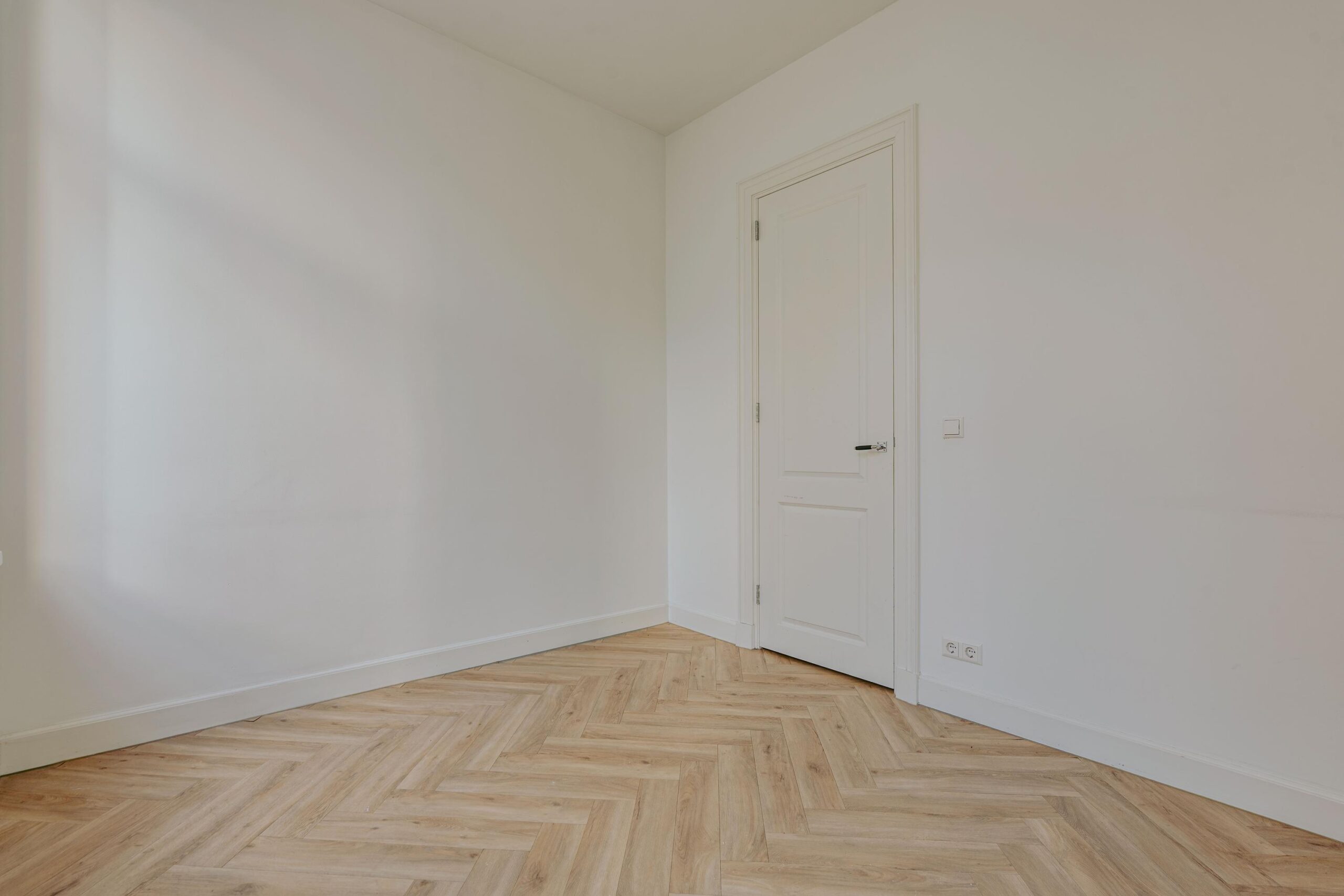 Utrechtsestraat 55 B in AMSTERDAM-12