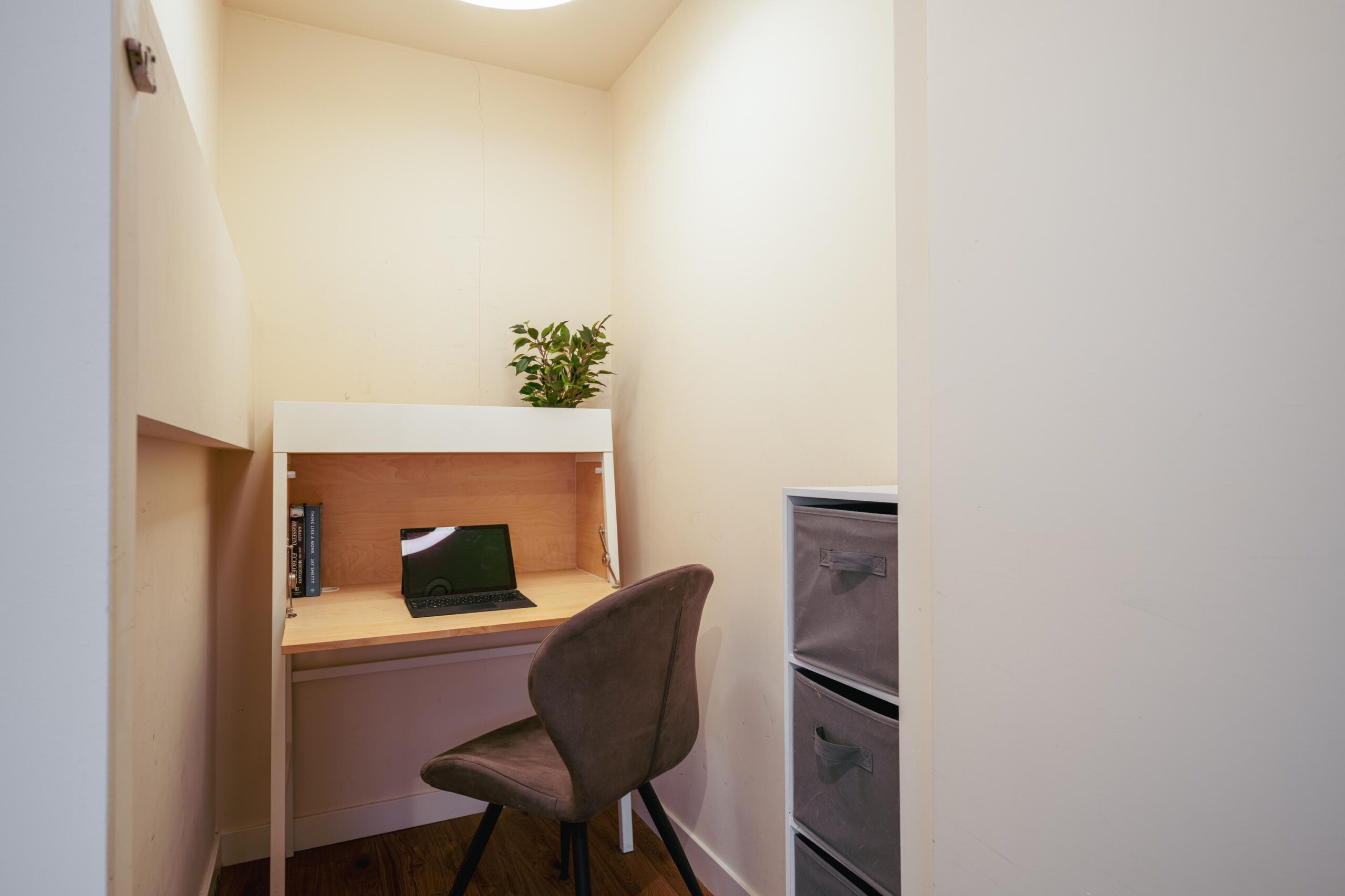 Eerste Van der Helststraat 1 A 25 in AMSTERDAM-13