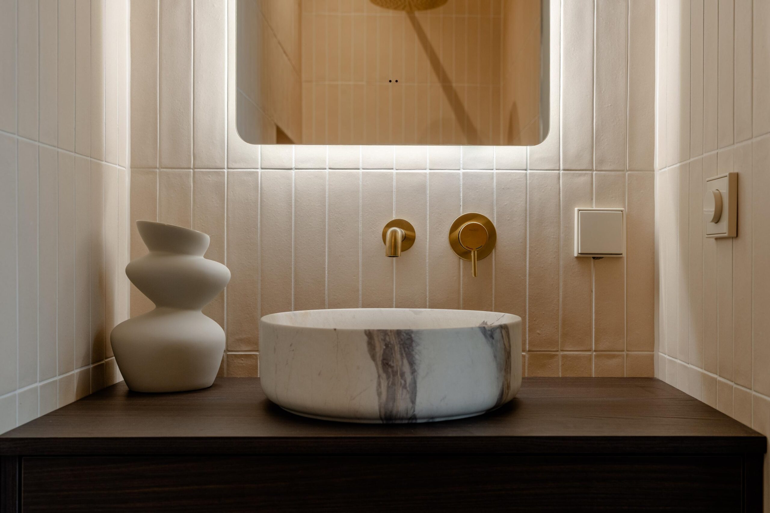 Koninginneweg 164 D in AMSTERDAM-19