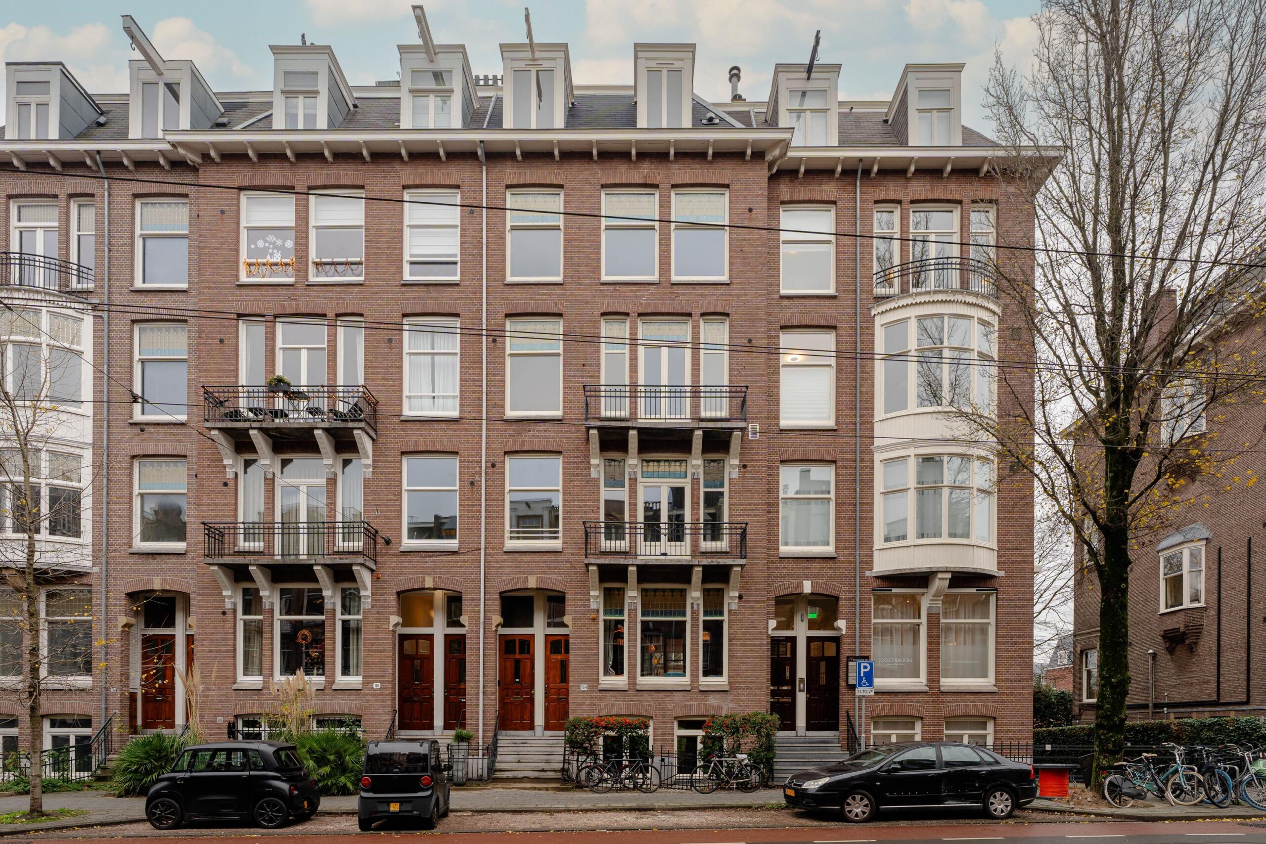 Koninginneweg 164 E in AMSTERDAM-26