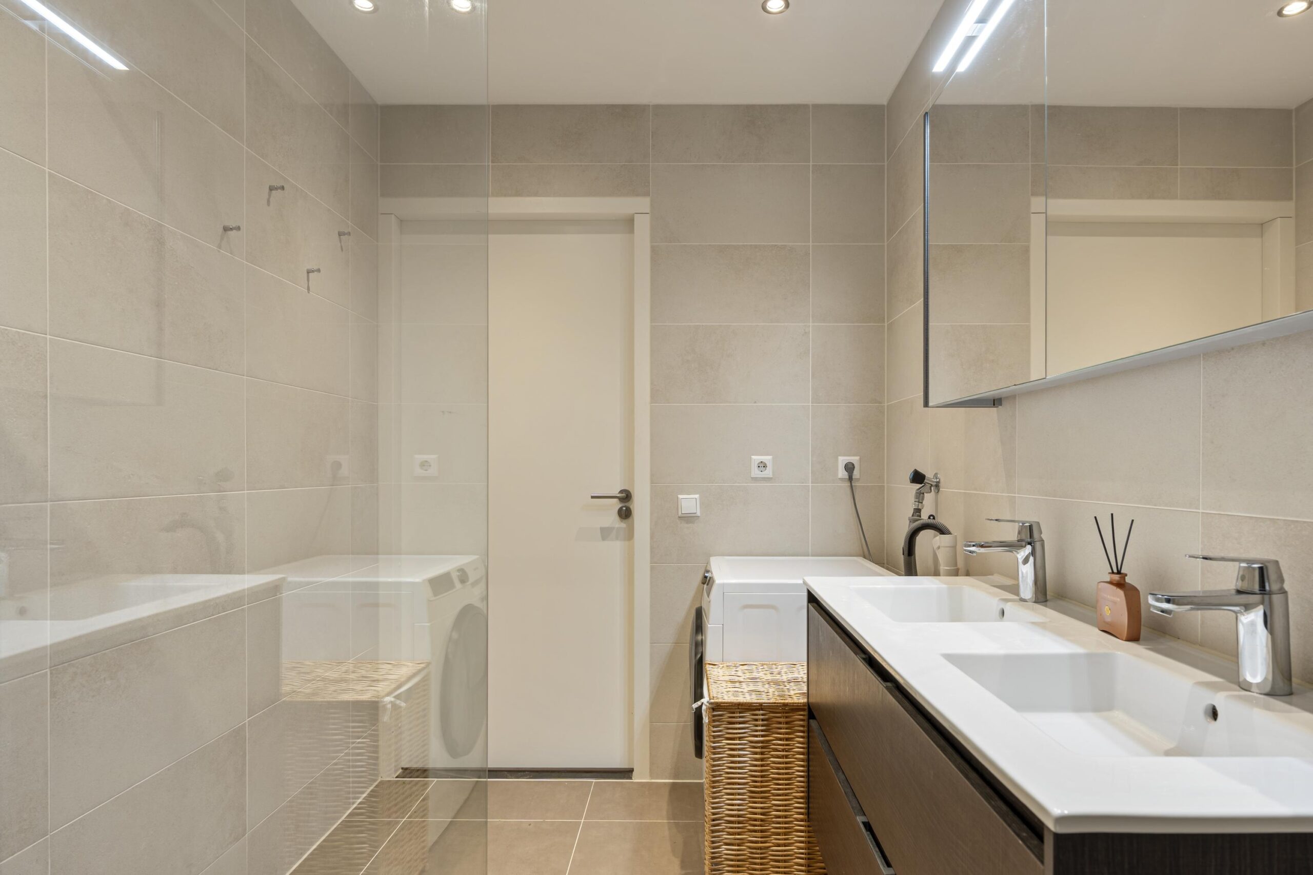 President Kennedyplantsoen 35 in AMSTERDAM-13