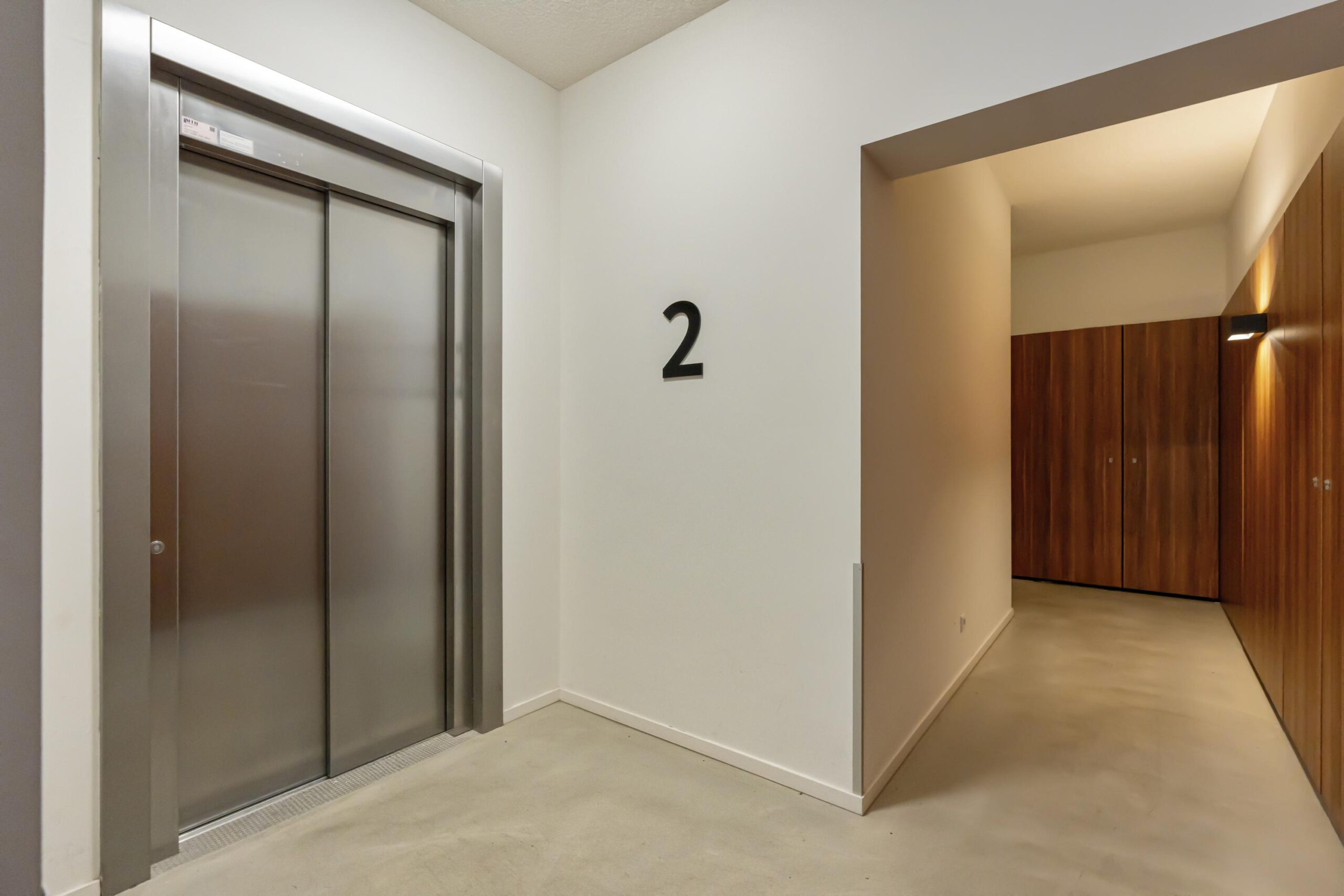 President Kennedyplantsoen 35 in AMSTERDAM-16