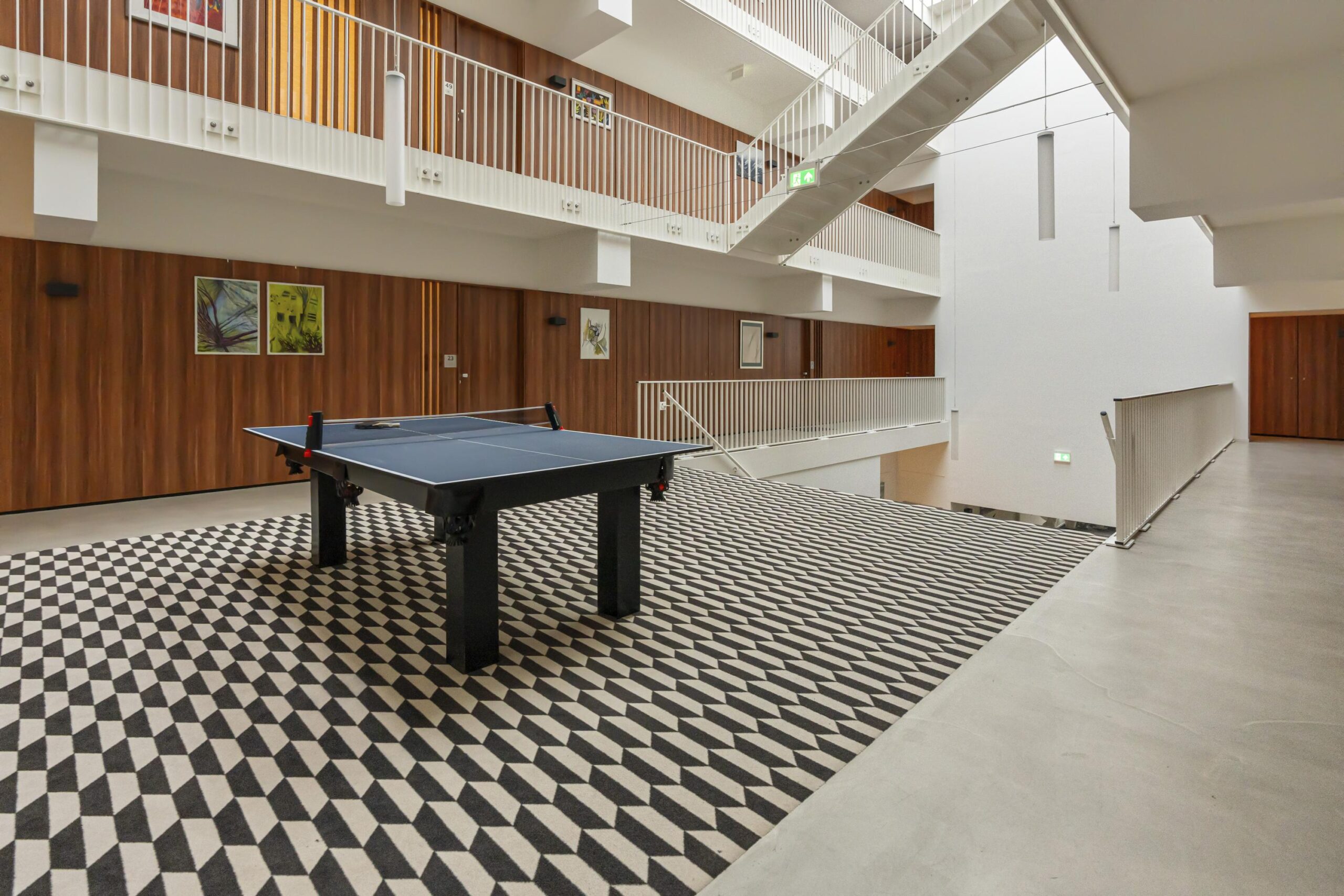 President Kennedyplantsoen 35 in AMSTERDAM-20