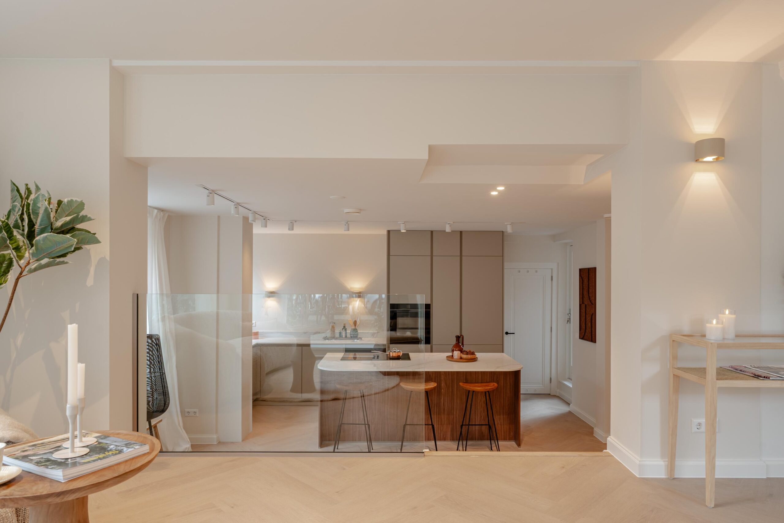 Eerste Helmersstraat 34 in AMSTERDAM-4