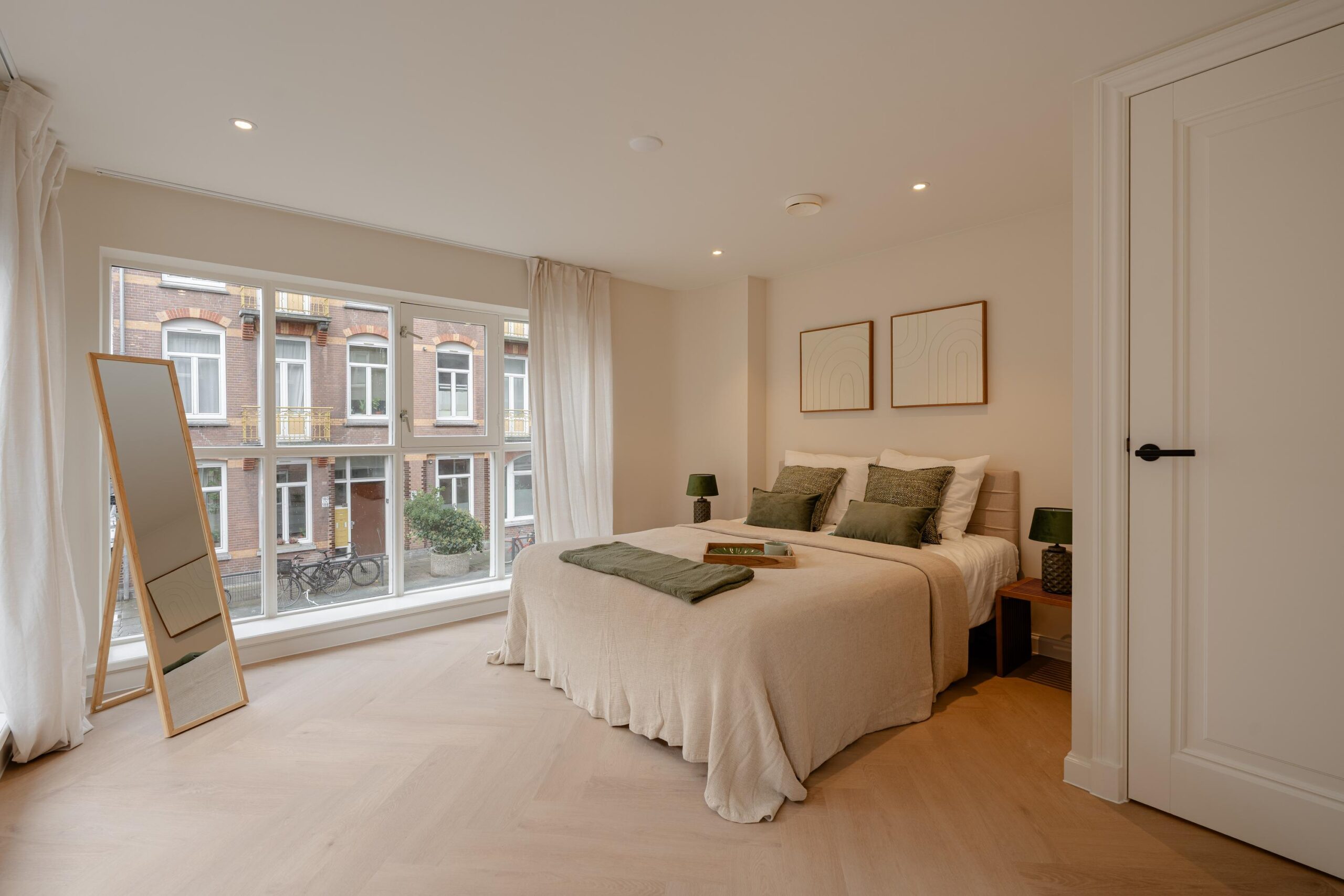 Eerste Helmersstraat 34 in AMSTERDAM-24