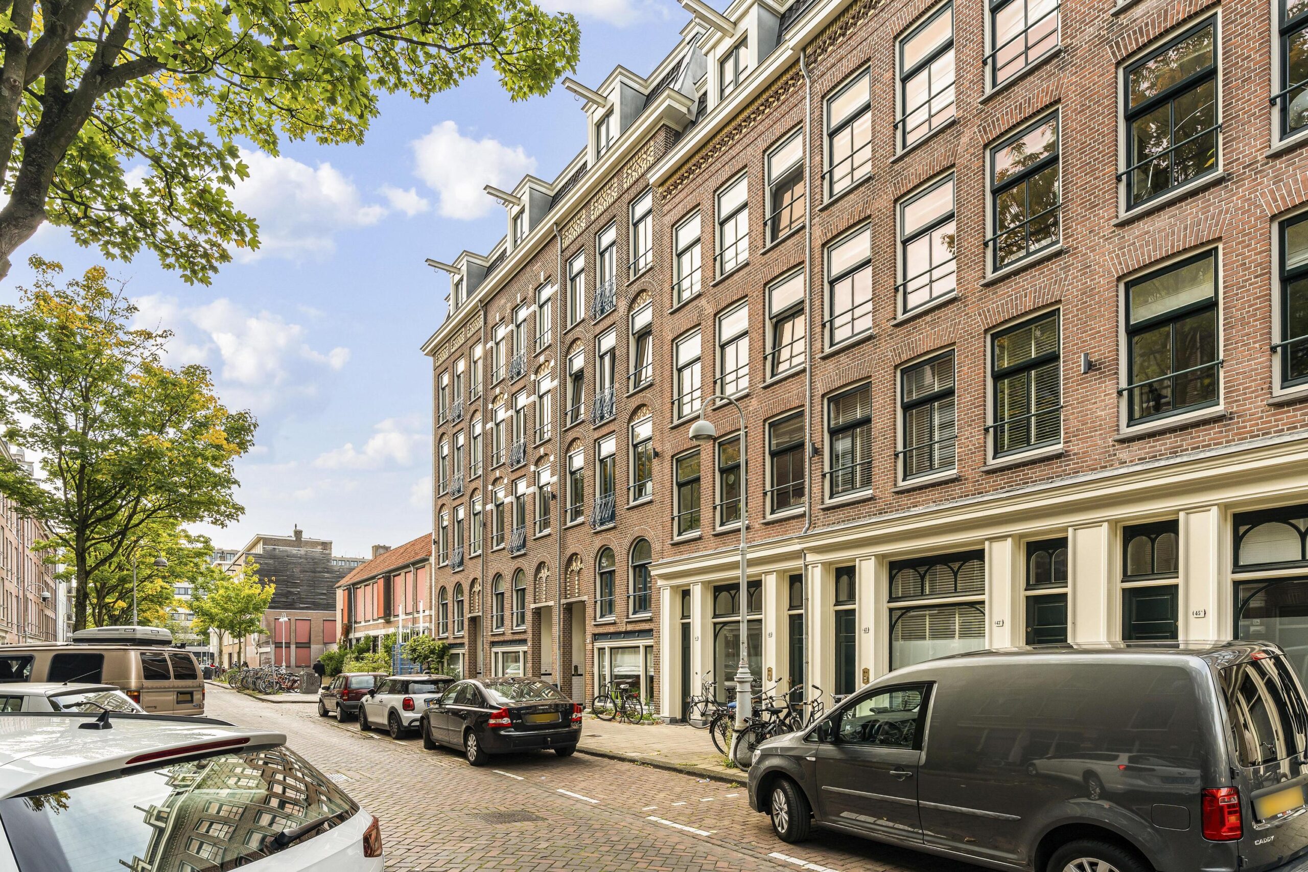 Tweede Oosterparkstraat 39 B in AMSTERDAM-4