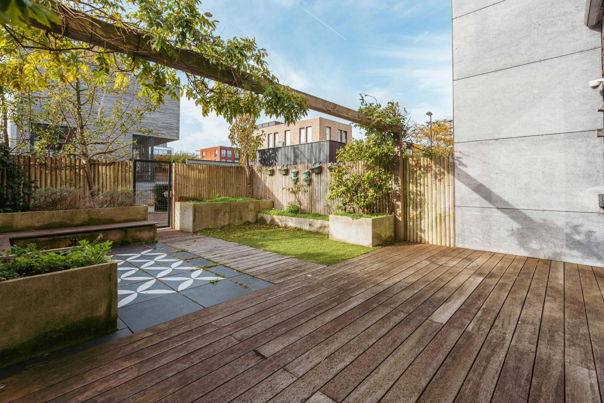 Bert Haanstrakade 398 in AMSTERDAM-12