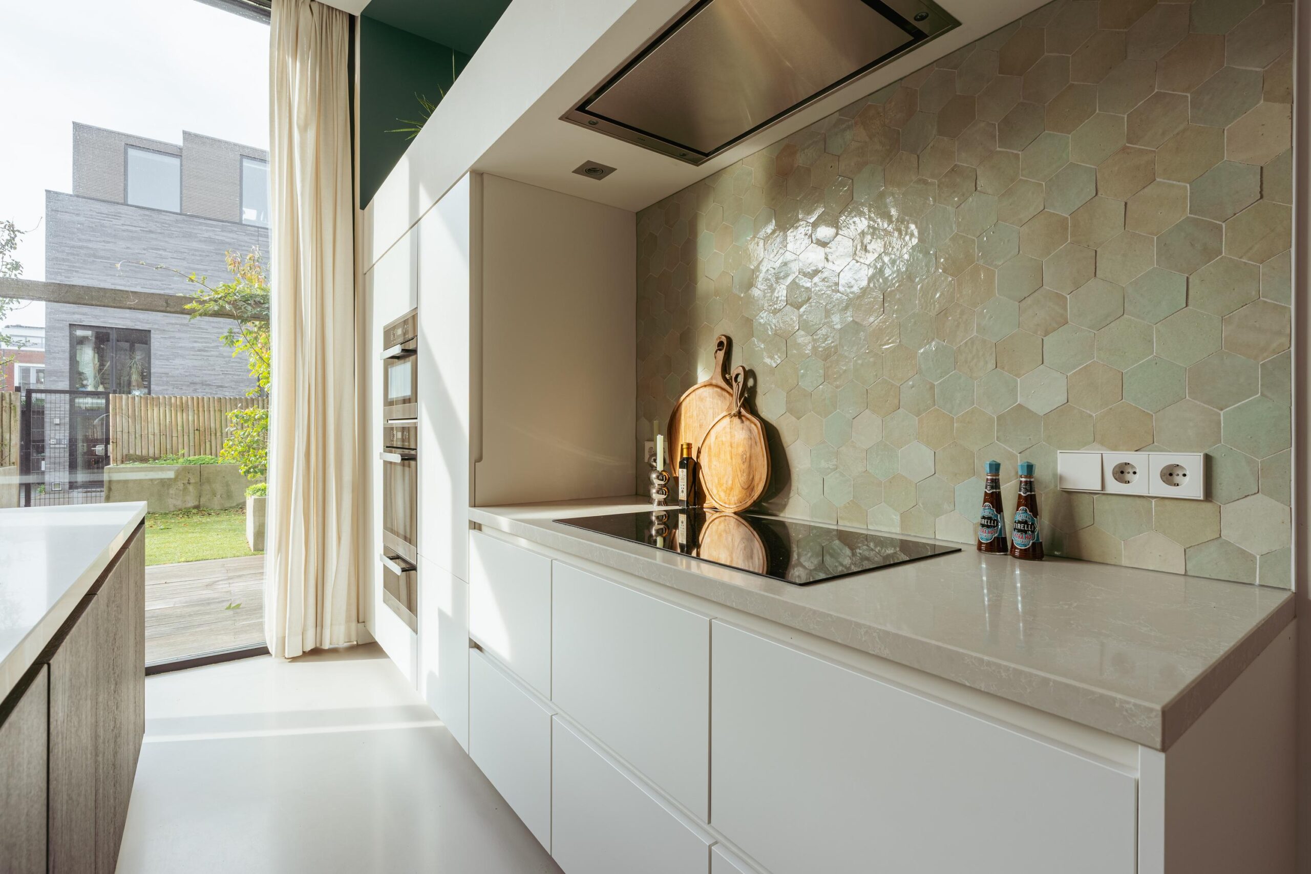 Bert Haanstrakade 398 in AMSTERDAM-10