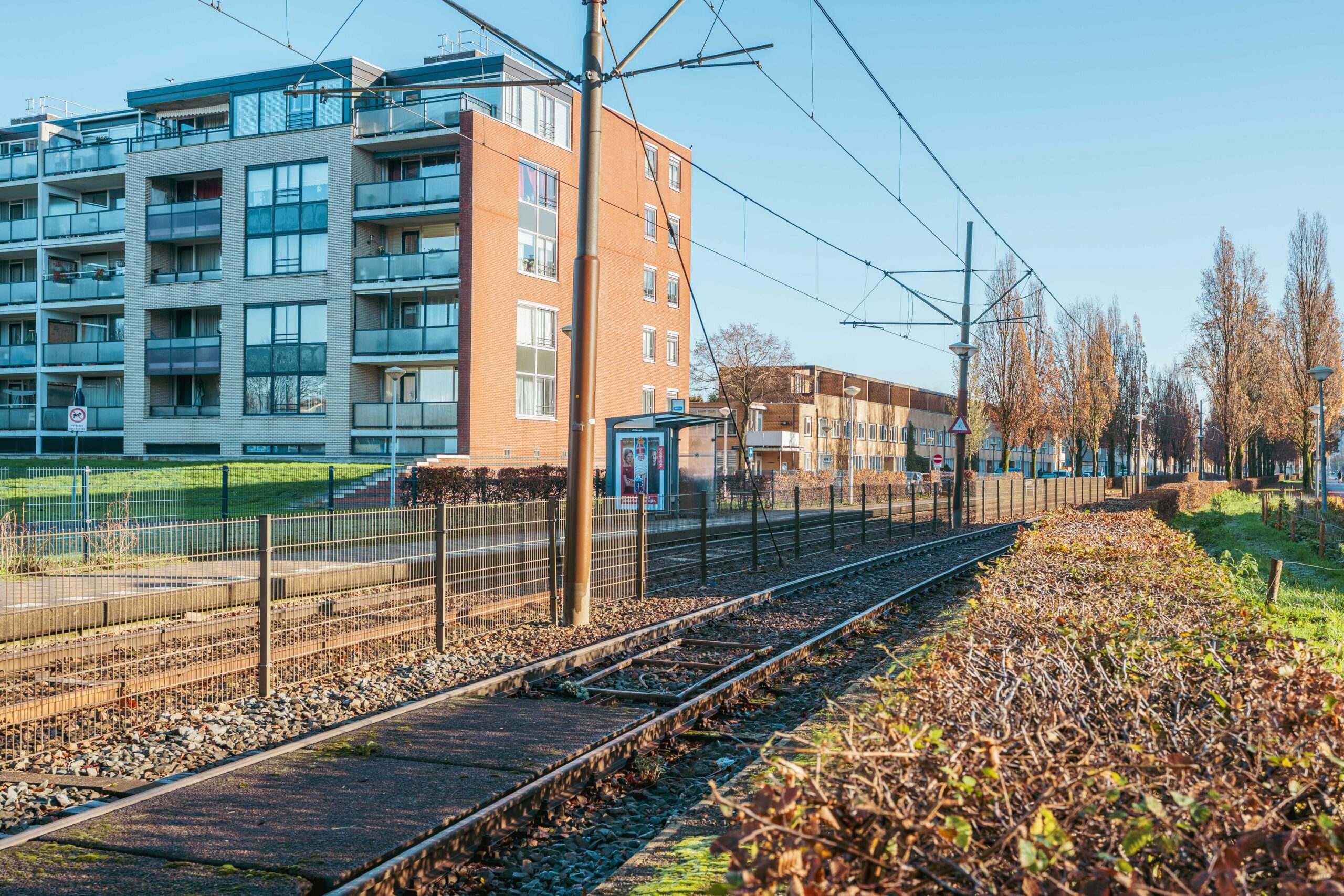 Hageland 122 in AMSTERDAM-27