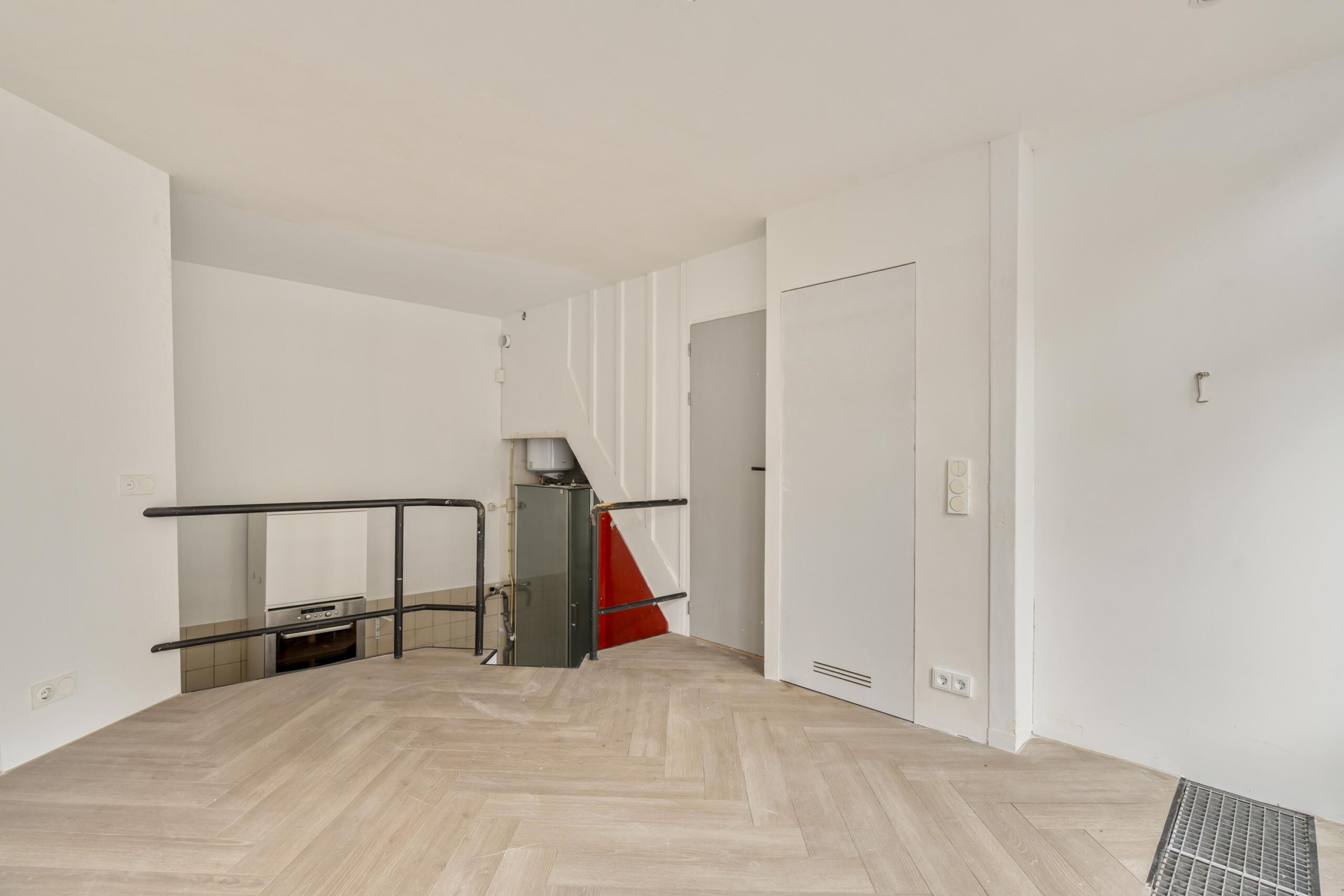 Blauwburgwal 4 H in AMSTERDAM-3