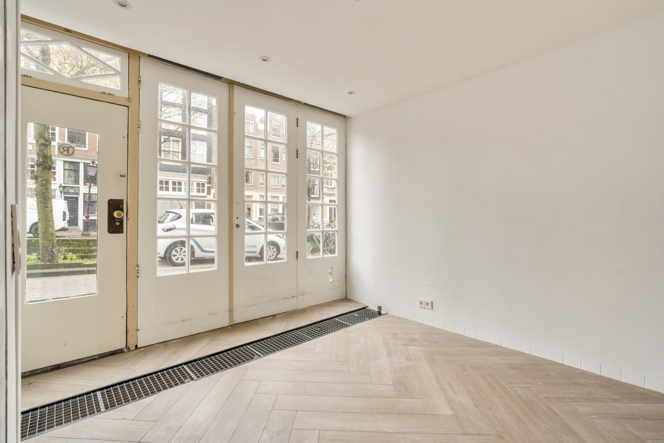 Blauwburgwal 4 H in AMSTERDAM-9